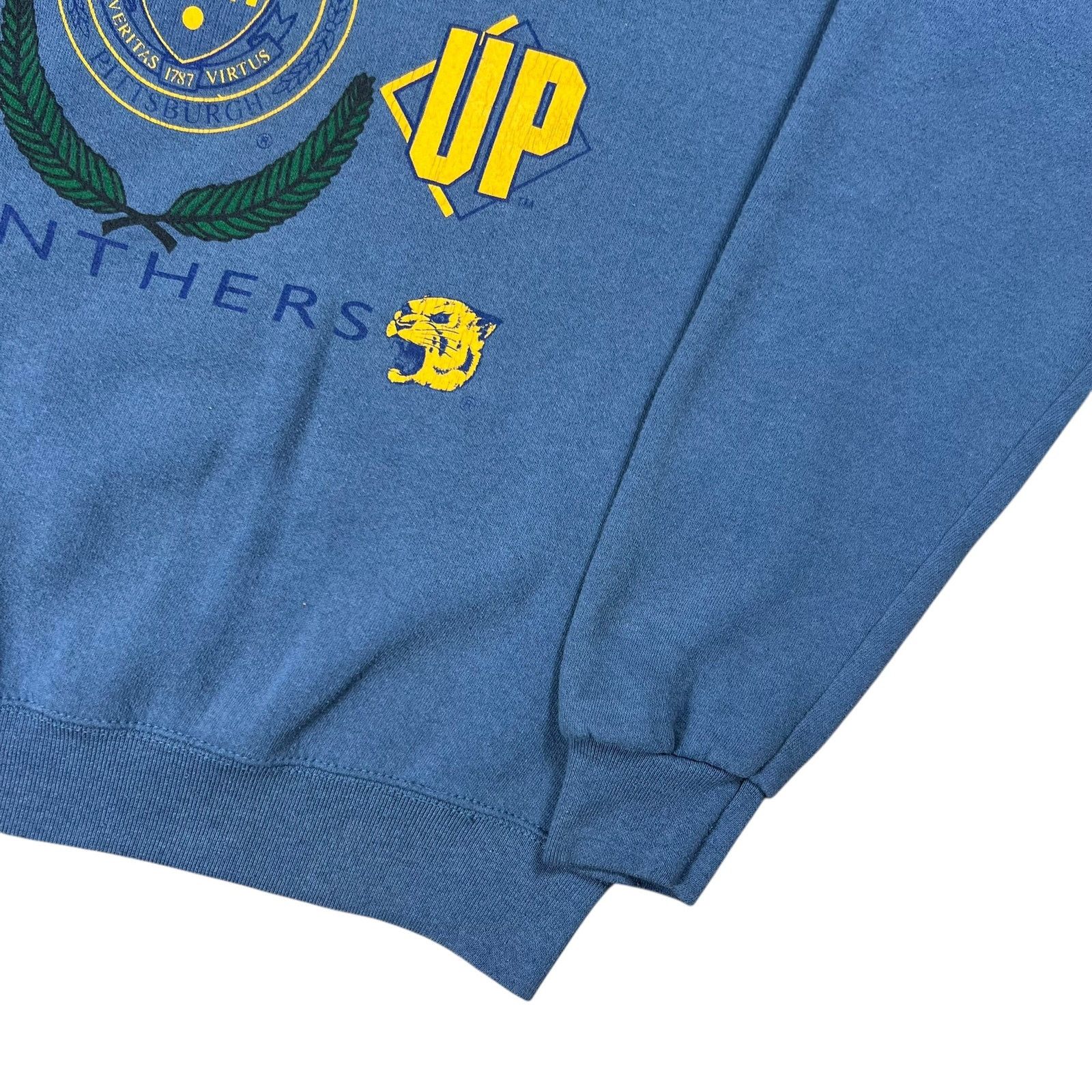 Vintage 1990s University of Pittsburgh Pitt Panthers faded crewneck Size US M / EU 48-50 / 2 - 3 Thumbnail