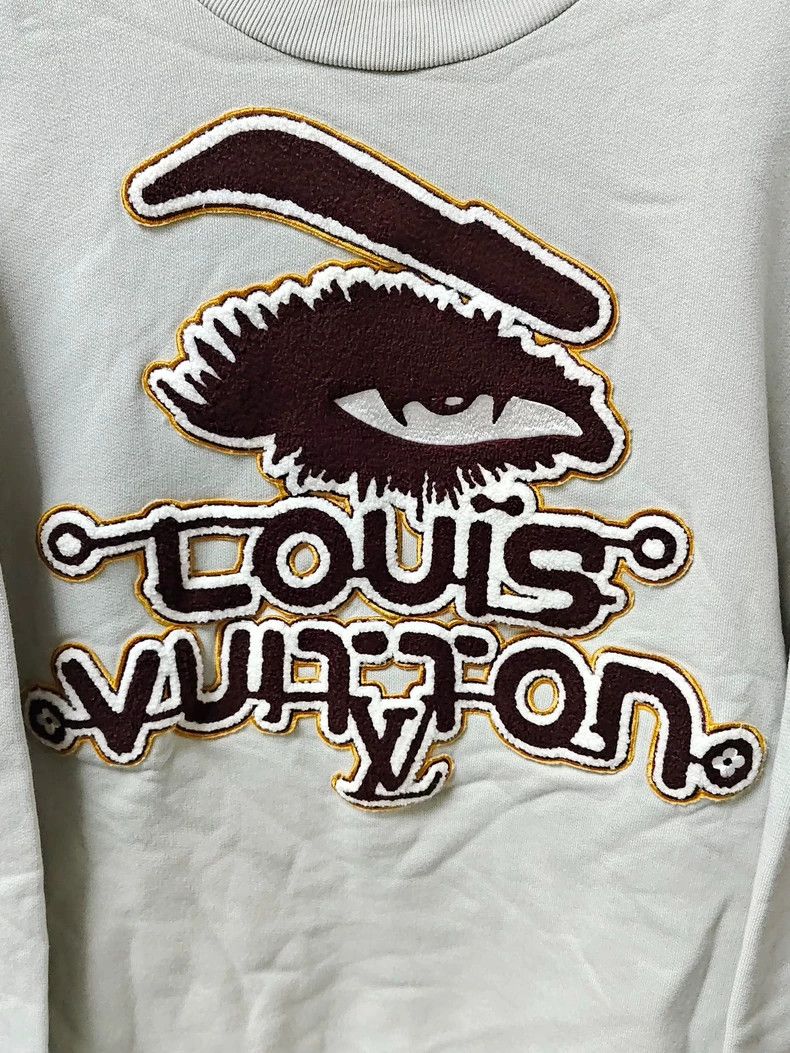 Louis Vuitton LOUIS VUITTON FW23 Logo Embroidered Crew Neck Pullover Swea Size US XXL / EU 58 / 5 - 3 Thumbnail