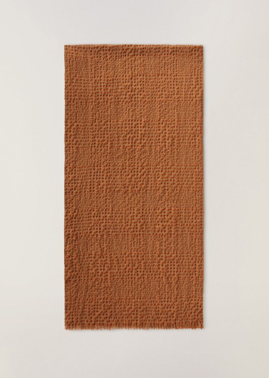 Loro Piana o1srvl11e0624 Size: OS FAM9716 Grande Scirocco Scarf Size ONE SIZE - 2 Thumbnail