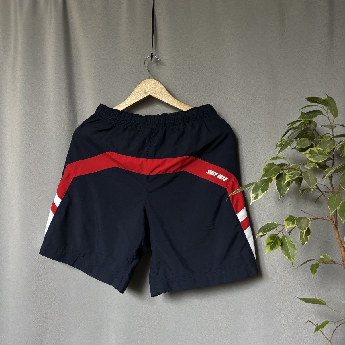Nike Nike vintage rare shorts small blue streetwear sportwear Size US 30 / EU 46 - 2 Thumbnail