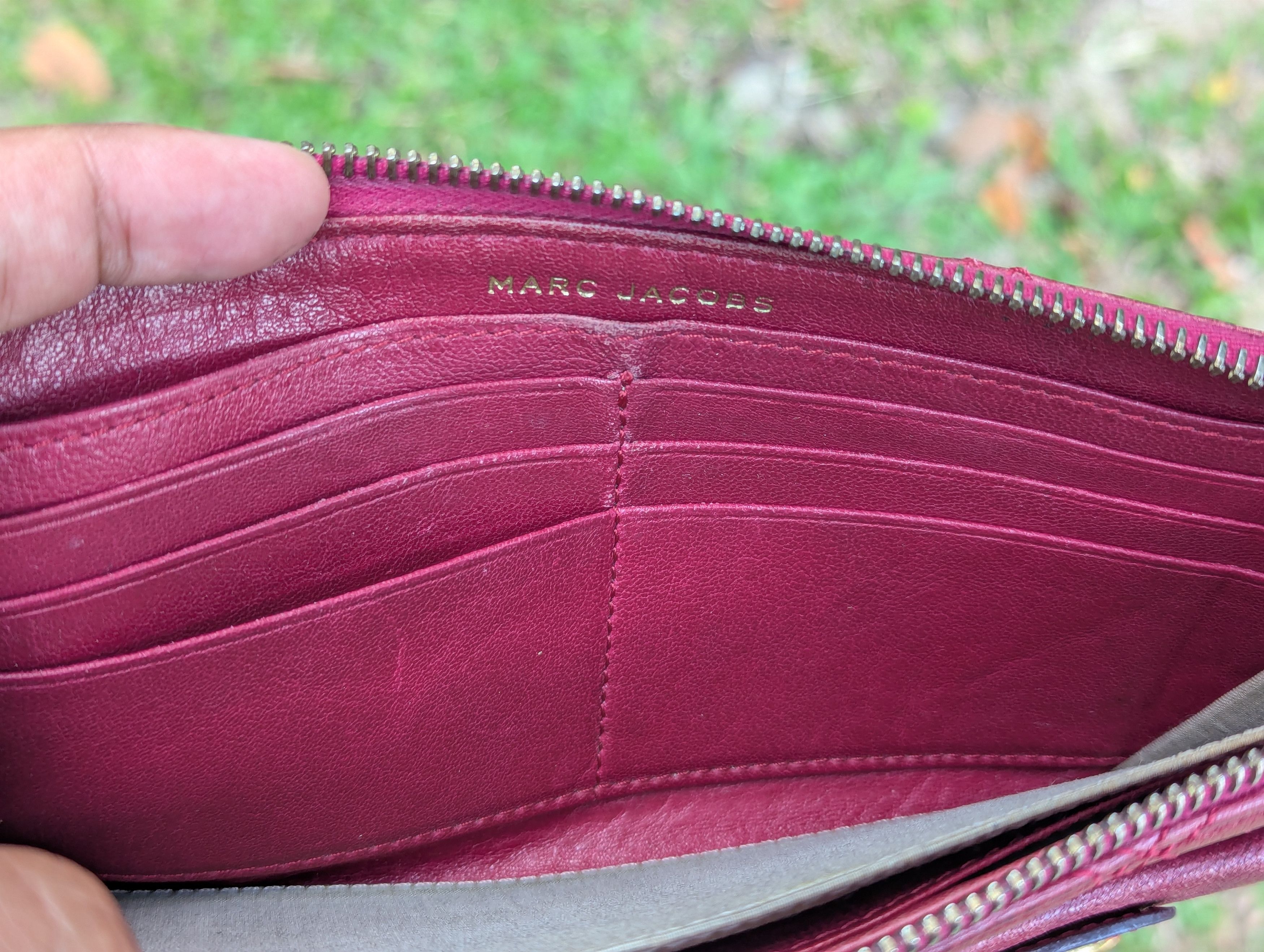 Marc Jacobs Marc Jacobs Quilted Leather Double Pocket Zip Wallet Size ONE SIZE - 7 Thumbnail