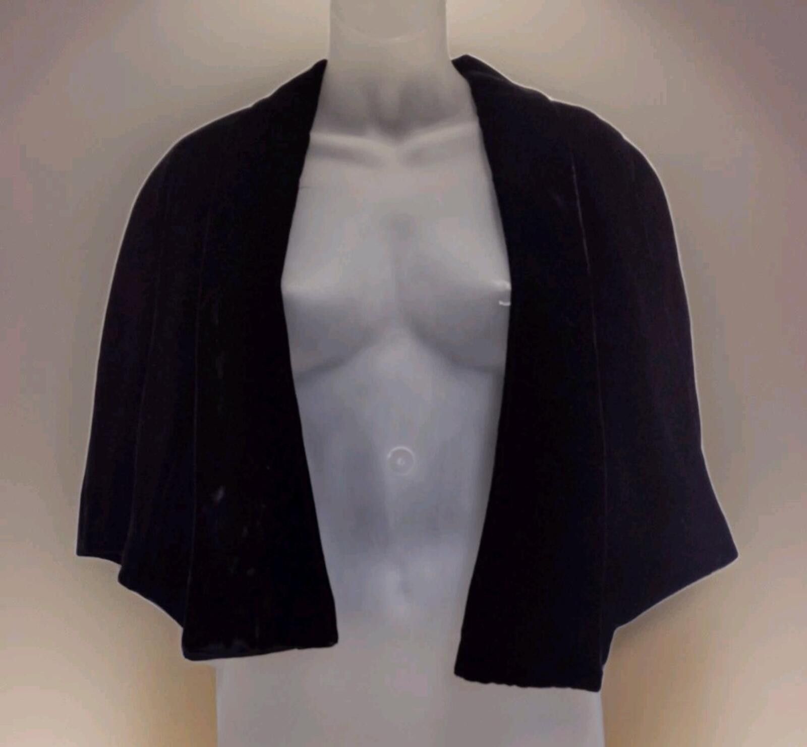 The Unbranded Brand VTG 40s Black Velvet Opera Capelet Satin Lined Evening Wrap Size ONE SIZE - 3 Thumbnail