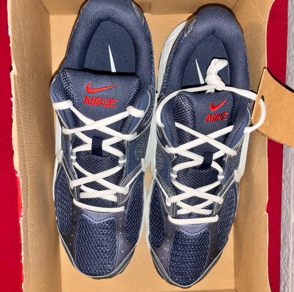 Nike Size 12 Nike V5 RNR ‘Independence Day Pack’ Size US 12 / EU 45 - 5 Thumbnail
