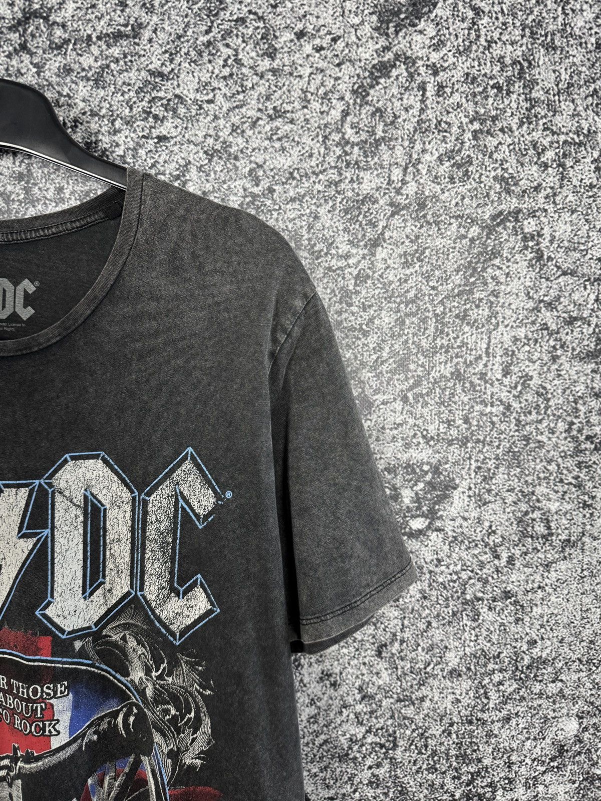 AC/DC × Band Tees AC/DC T-Shirt For Those About To Rock British Tour 1982 XL Size US XL / EU 56 / 4 - 2 Thumbnail