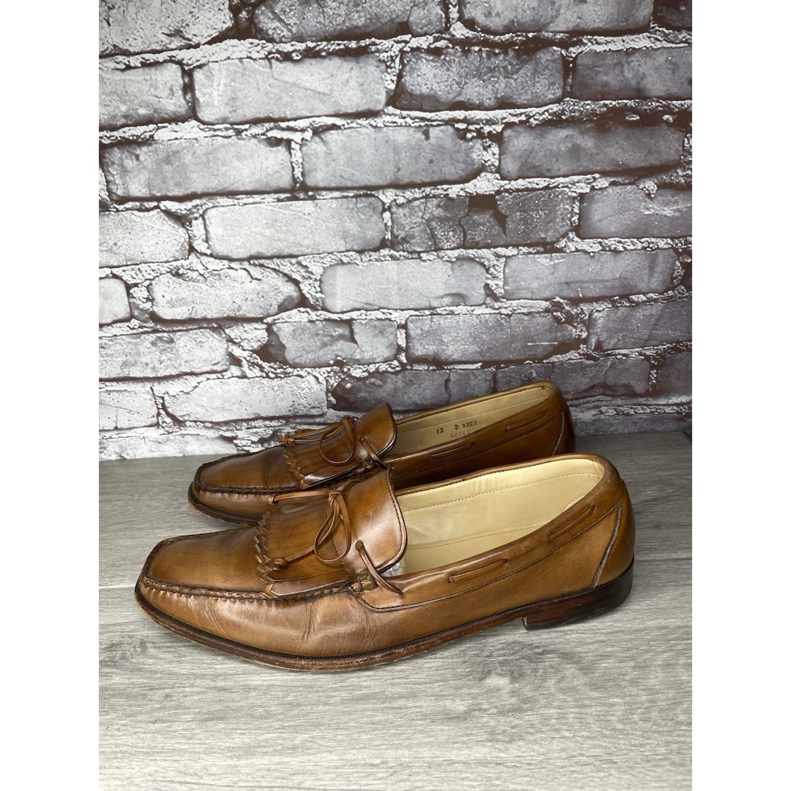 Allen Edmonds Allen Edmonds Alton USA Brown Leather Kiltie Square Toe Loaf Size US 12 / EU 45 - 21 Thumbnail