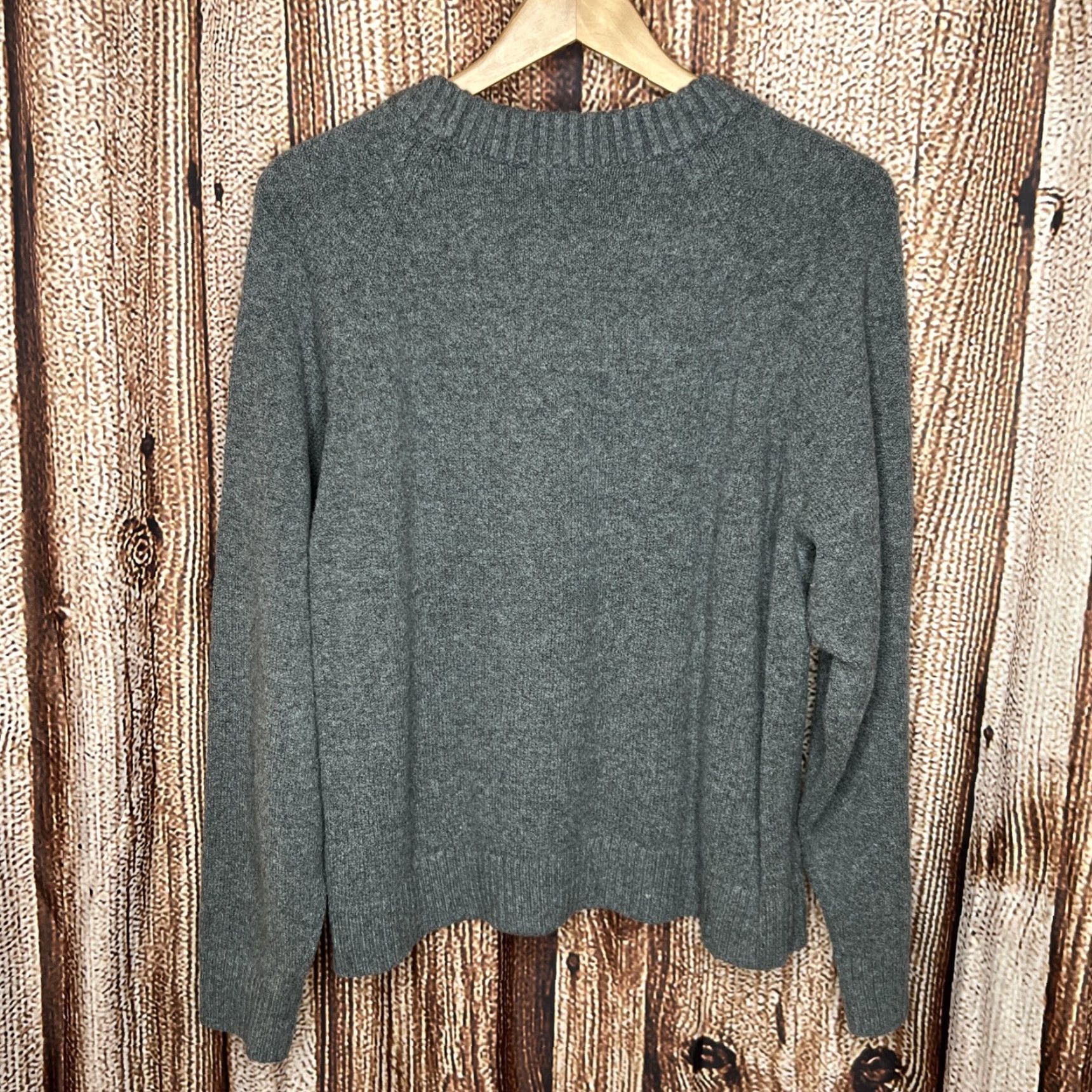 Gap GAP Womens XL Pullover Sweatshirt Crew Neck Long Sleeve Gray Sweatshirt Regular Fit Activewear Women’s XL Pullover Sweatshirt Gray 90s? Size XL / US 12-14 / IT 48-50 - 3 Thumbnail