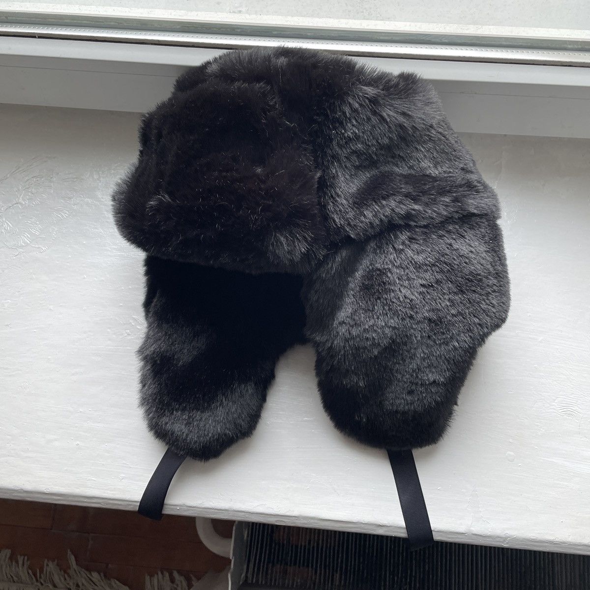 Other Amazing Faux Fur Y2K Ushanka Hat (Trapper Hat) Size ONE SIZE - 1 Thumbnail