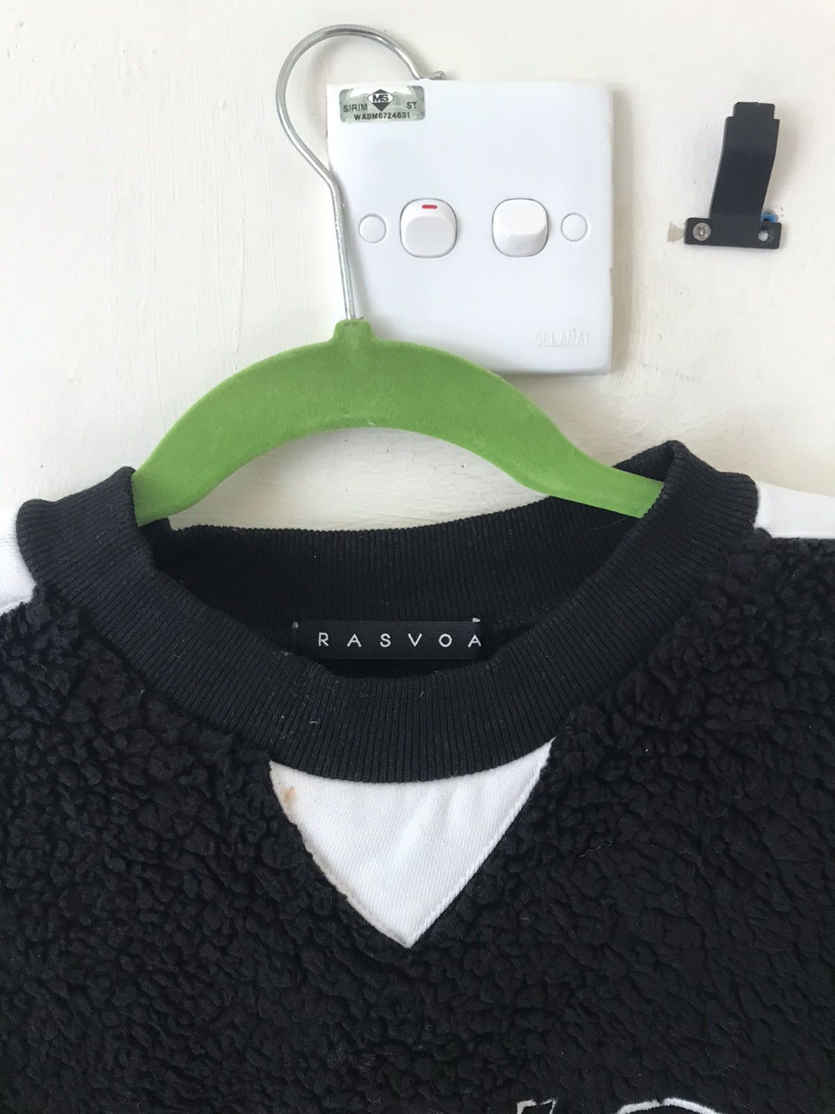 Japanese Brand Rasvoa Sherpa Black Plain Sweatshirt Size US L / EU 52-54 / 3 - 9 Thumbnail