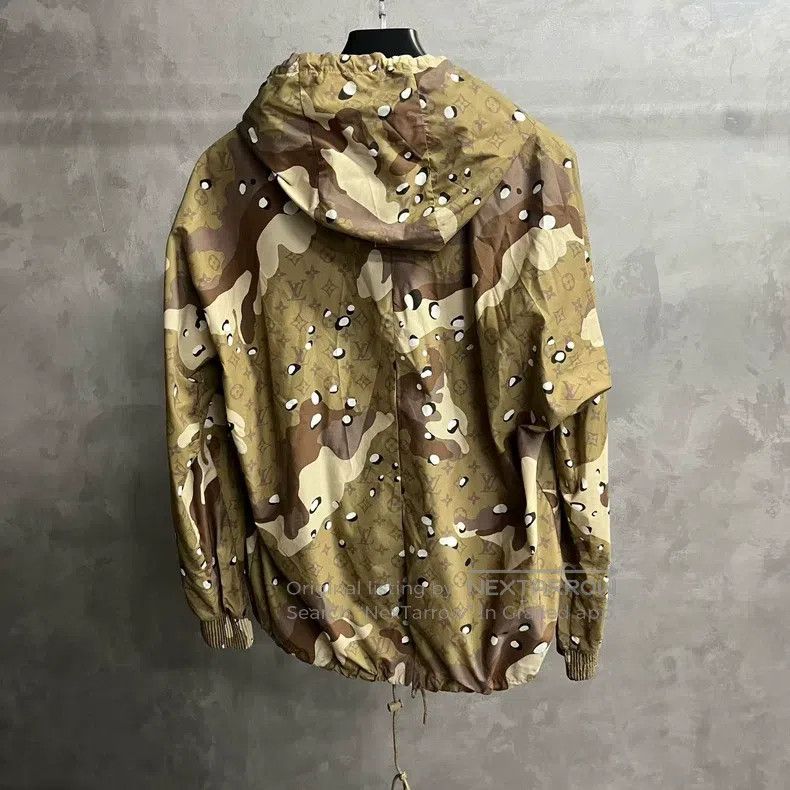 Louis Vuitton Louis Vuitton Beige full-print hooded long-sleeved jacket Size US S / EU 44-46 / 1 - 5 Thumbnail