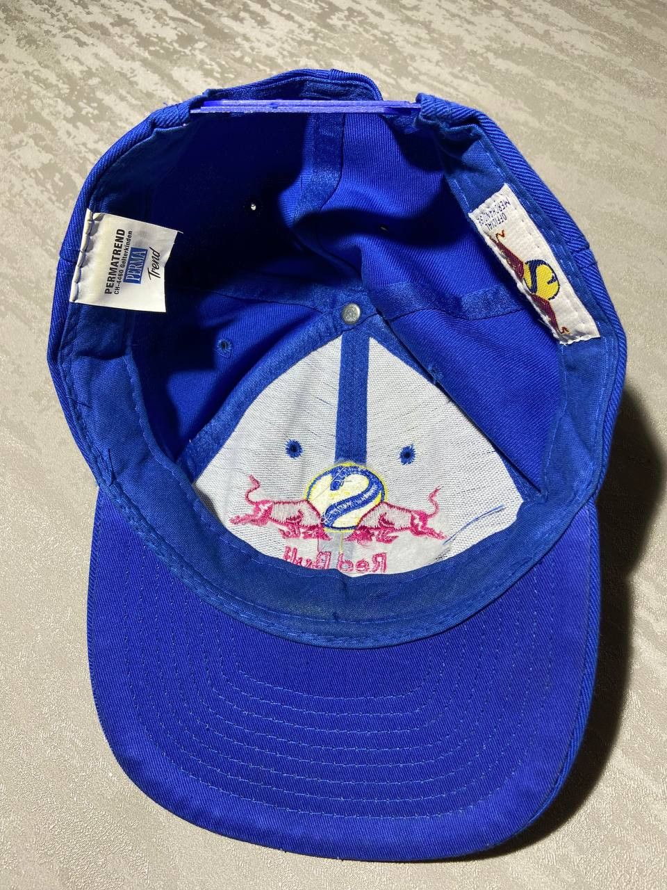 Red Bull × Vintage Vintage Red Bull Sauber Petronas Official Cap Size ONE SIZE - 4 Thumbnail
