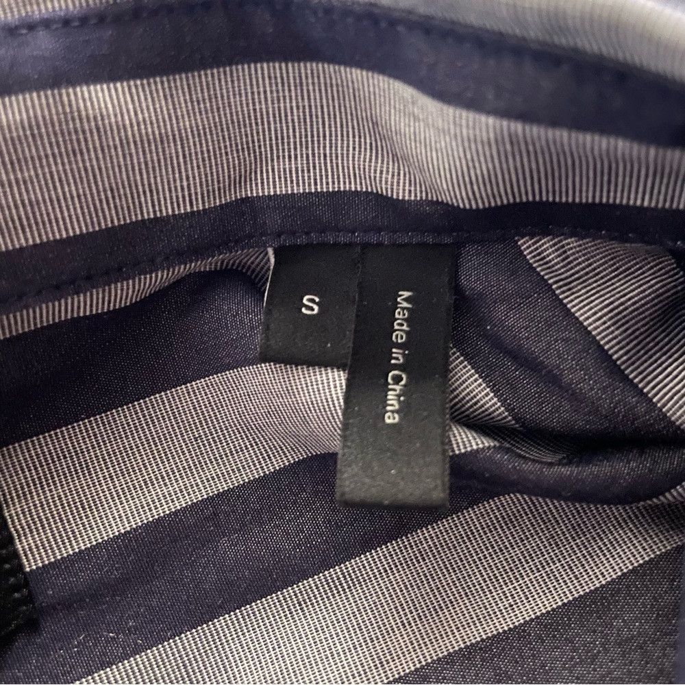 Theory New Theory Irving Short-Sleeve Shirt in Striped Cotton Size Size US S / EU 44-46 / 1 - 7 Thumbnail