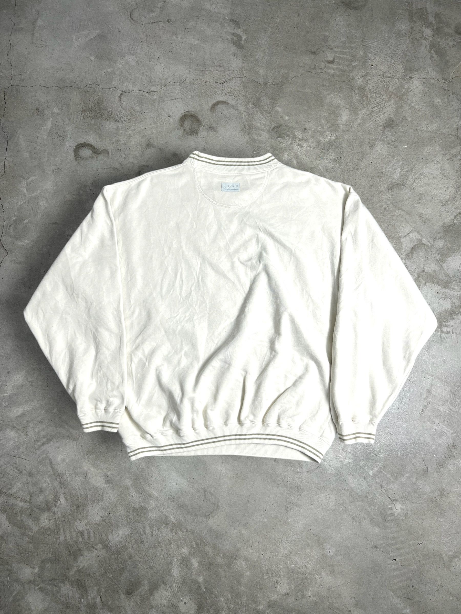 Mickey Mouse Vintage 90s Mickey Mouse Graphic Sweatshirt (L) JKA018 Size US L / EU 52-54 / 3 - 7 Thumbnail