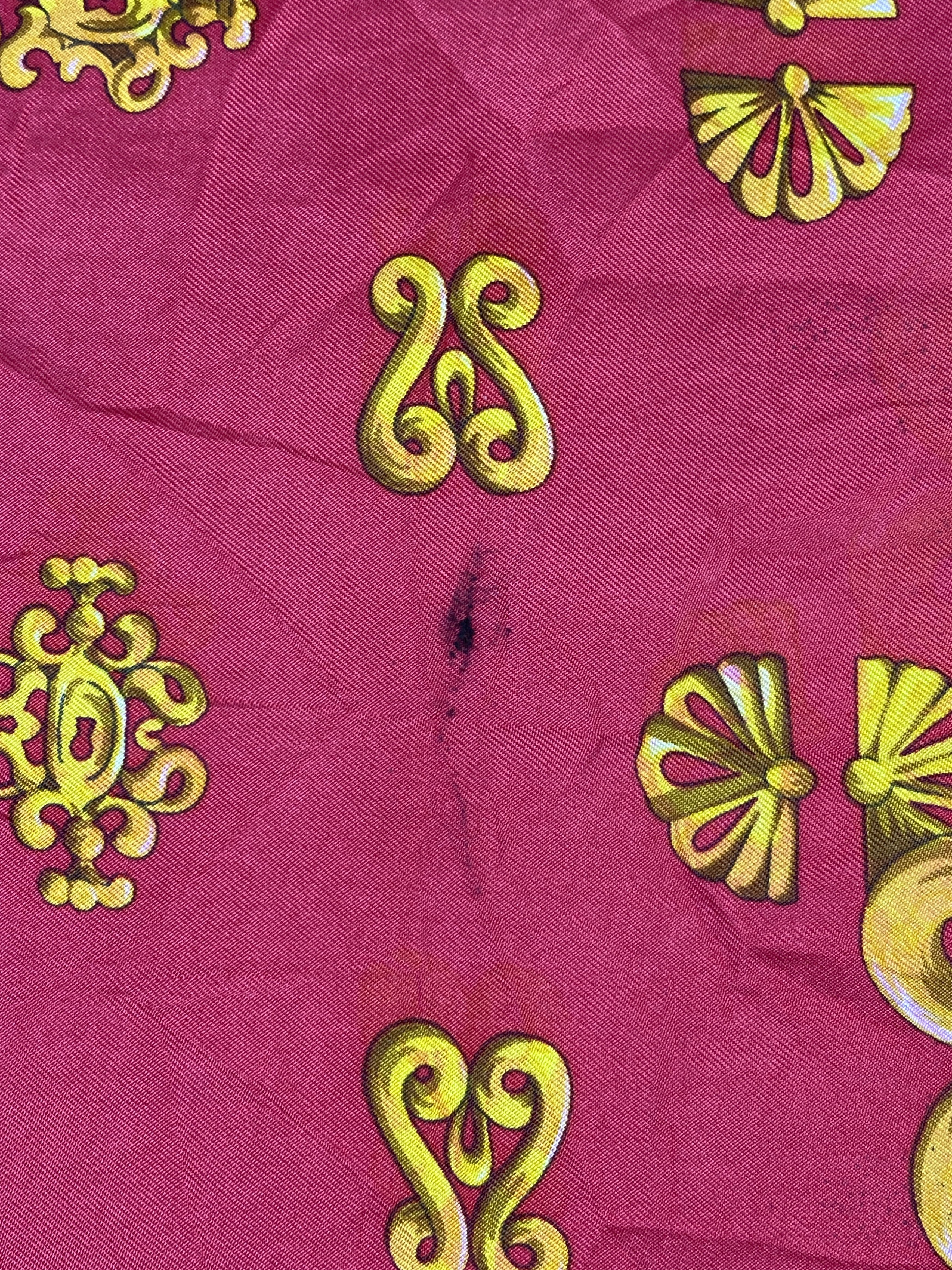 Rochas Vintage Rochas Paris Silk Scarf / Silk Shawl SN0272 Size ONE SIZE - 9 Thumbnail