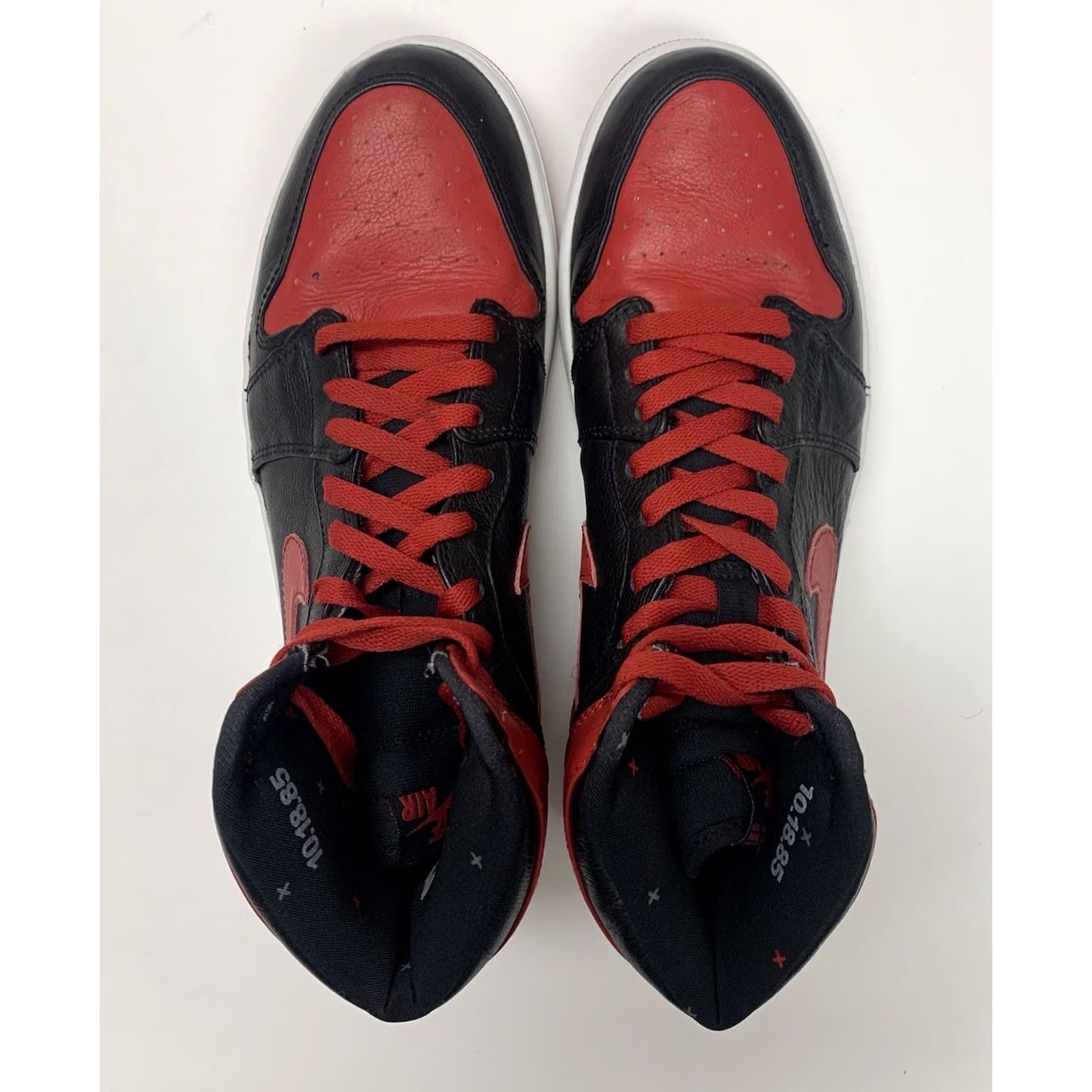 Nike Nike Air Jordan 1 Banned X Bred 1 2011 Size 10.5 Black/Red Sneaker Mens Affordable Condition Great Release Year 2011 Vintage No Size US 11 / EU 44 - 5 Thumbnail