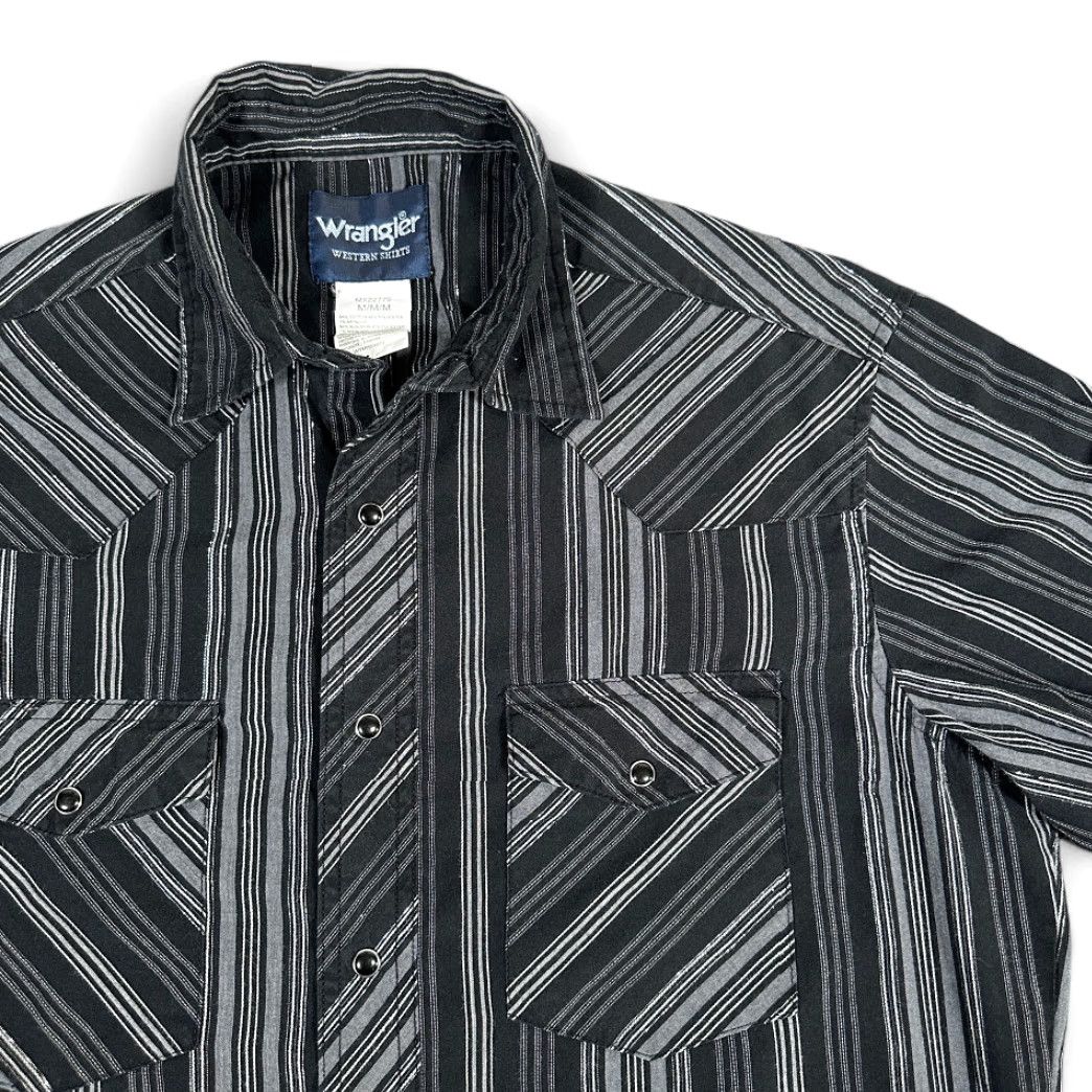 Wrangler Wrangler Western Shirt Adult MEDIUM Black Gray Silver Striped Pearl Snap Cowboy Size US M / EU 48-50 / 2 - 2 Thumbnail