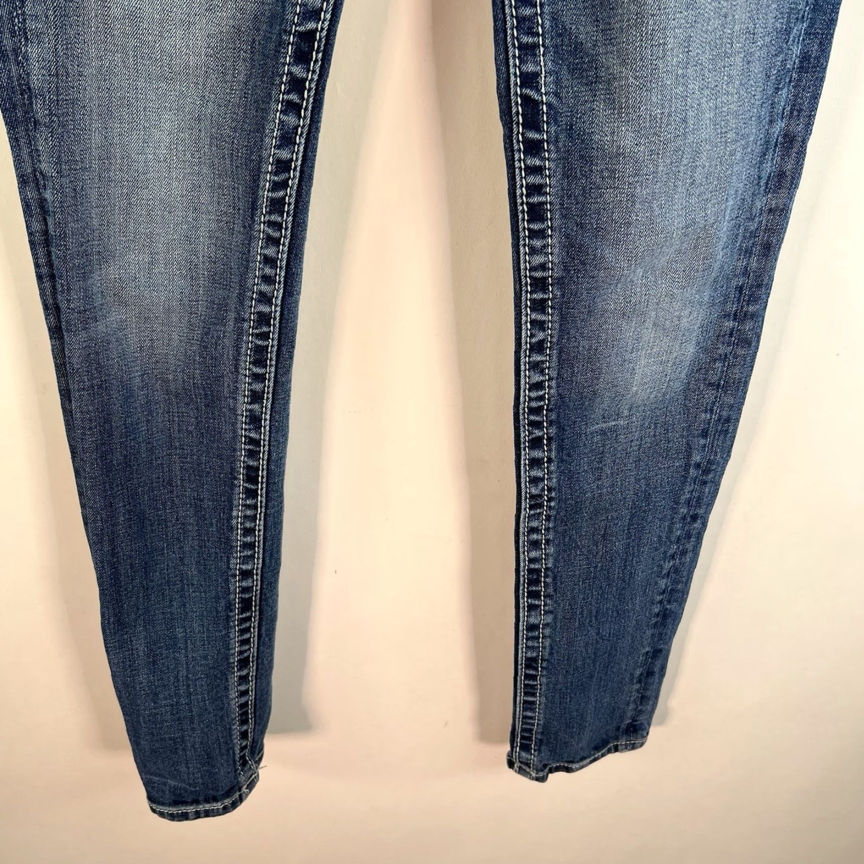 Miss Me Miss Me Midrise Skinny Jeans Women's Size 25 28x31 Blue Distressed Embellished Slim Fit Size 42" / US 20 - 5 Thumbnail