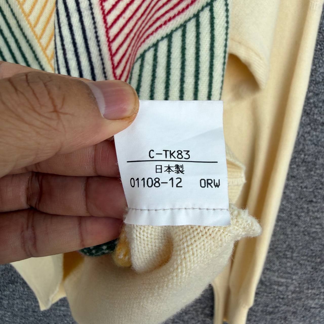 Burberry Vintage Burberrys’ London Argyle Knit Diamond 90s Sweater Size US L / EU 52-54 / 3 - 11 Thumbnail