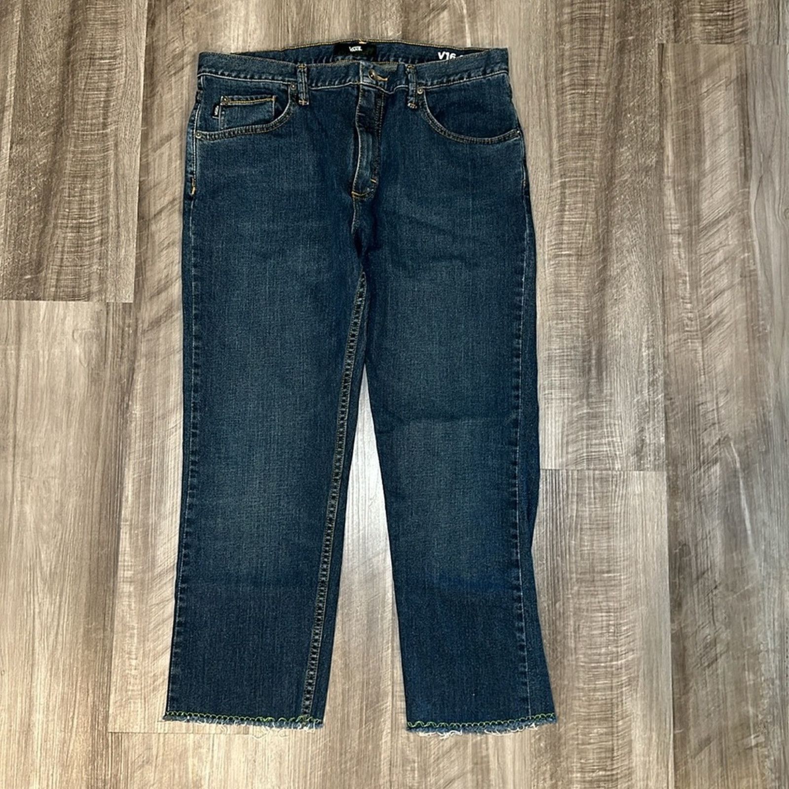 Vans Vans V16 Slim Raw Hems Jeans - 36 Size US 36 / EU 52 - 2 Thumbnail
