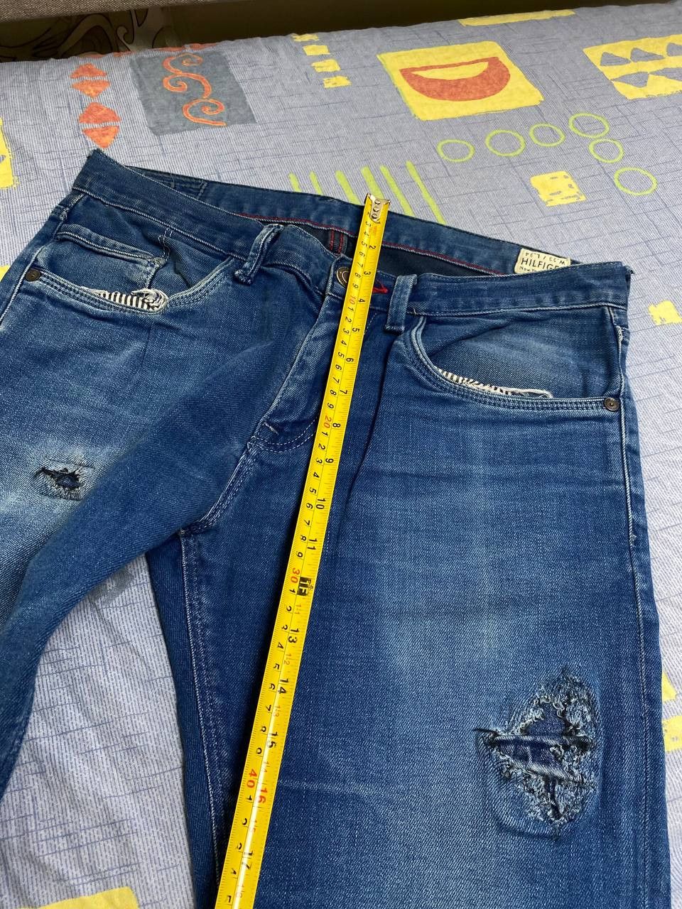 Tommy Hilfiger Y2k distressed Tommy Hilfiger jeans Size US 33 - 10 Thumbnail