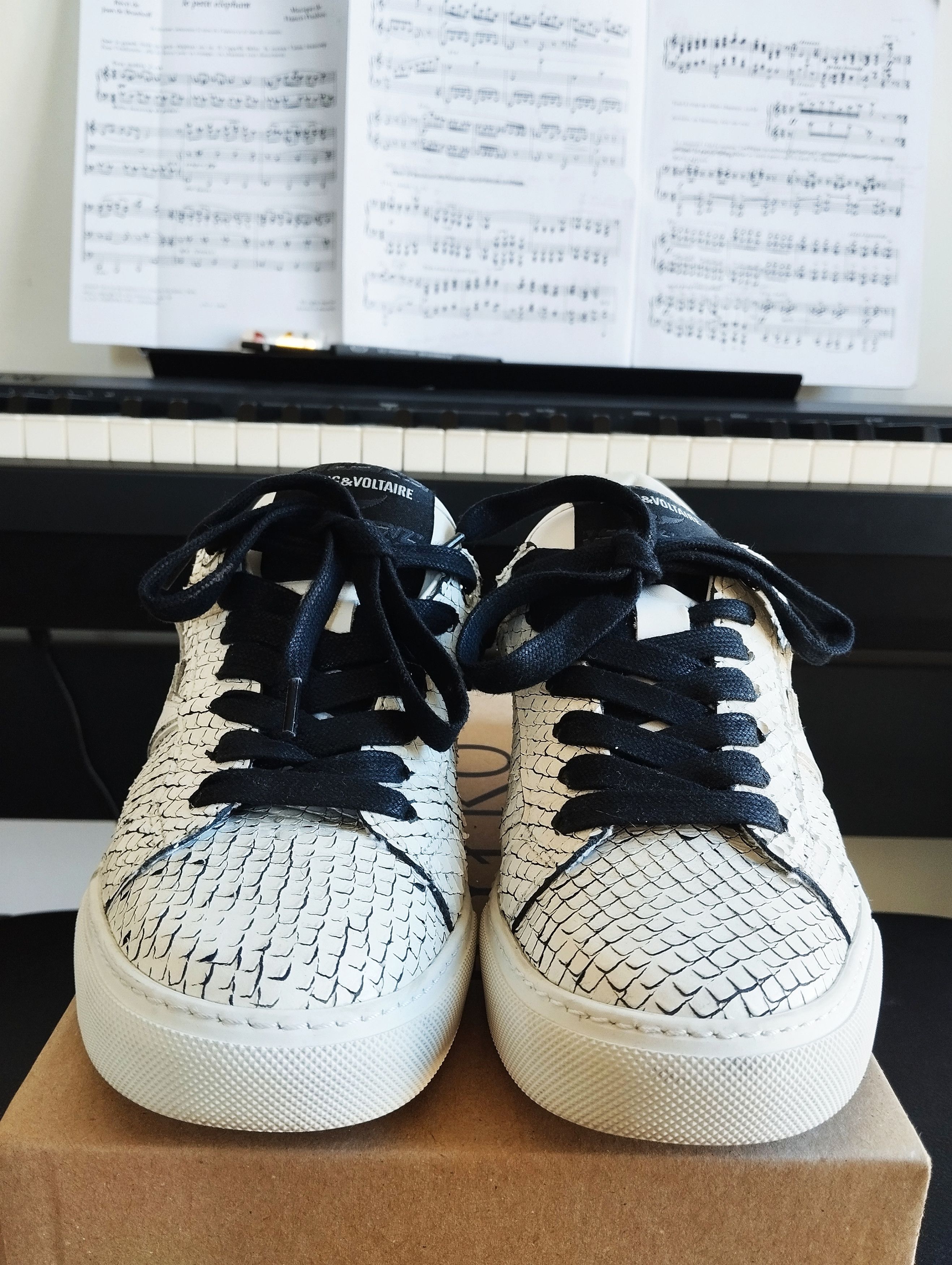 image of Zadig Voltaire Sneakers Baskets Zadig & Voltaire Cuir in White, Women's (Size 7)