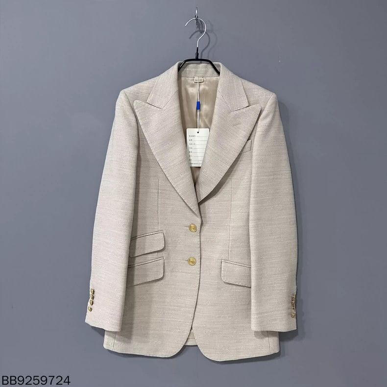 Gucci Gucci Solid color suit with gold buckle 2502-Nextarrow Size 34R - 2 Thumbnail