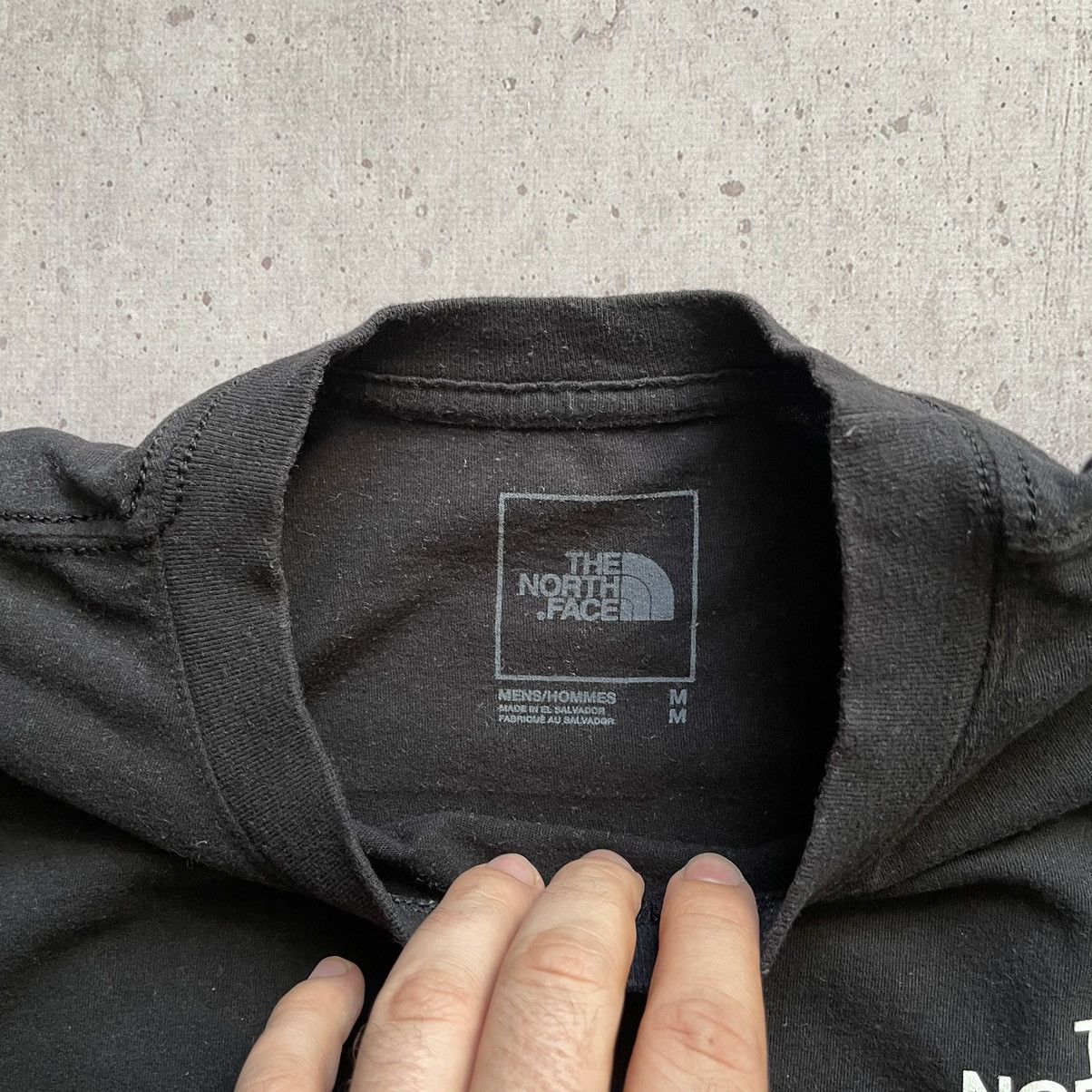 The North Face The north face box logo Size US M / EU 48-50 / 2 - 6 Thumbnail