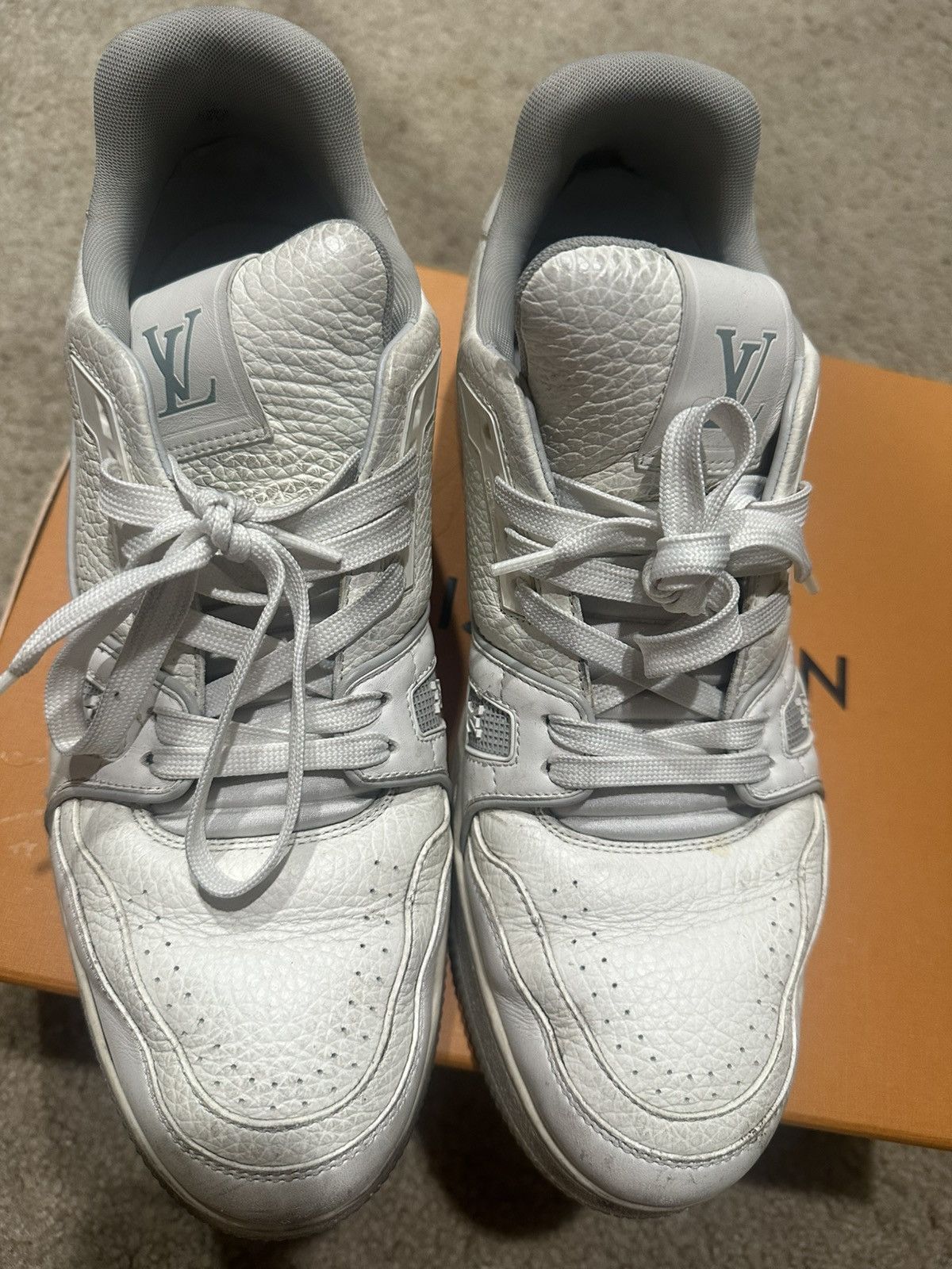 Louis Vuitton Louis Vuitton Trainers Size US 10.5 / EU 43-44 - 2 Thumbnail