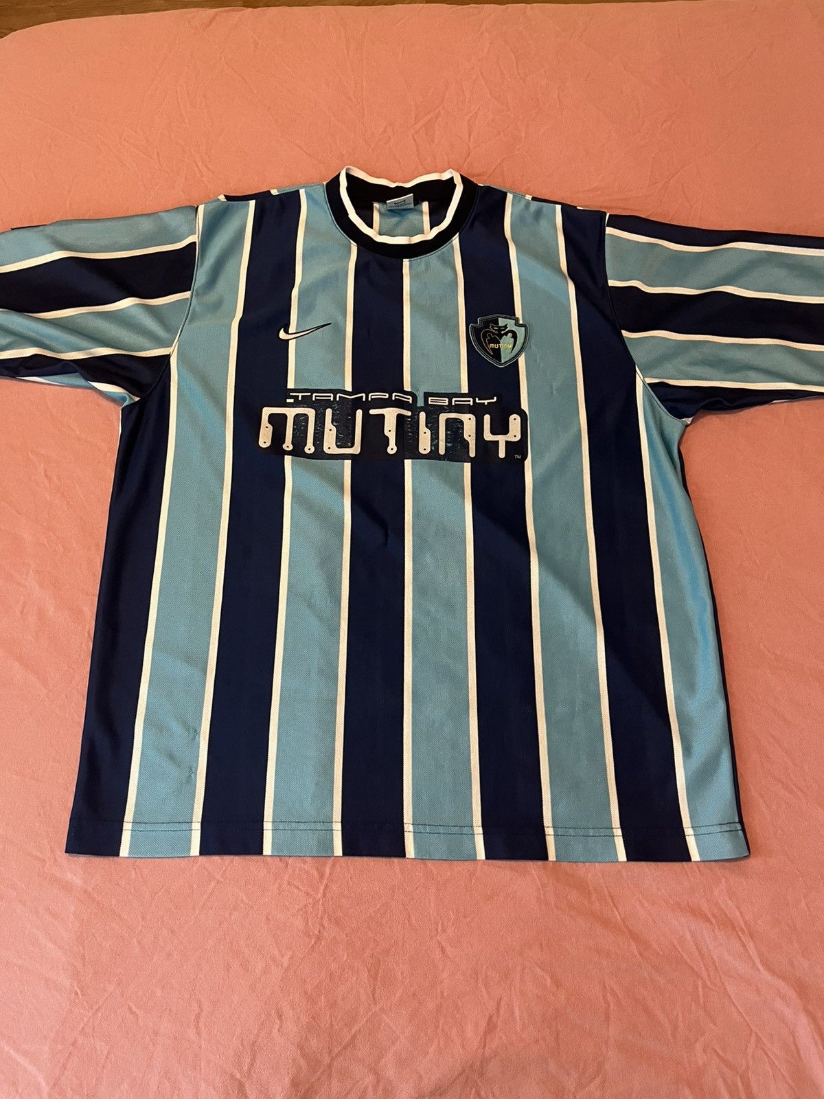 Nike Rare Vintage 1997-98 Tampa Bay Mutiny Home Jersey – MLS Size US XL / EU 56 / 4 - 1 Thumbnail
