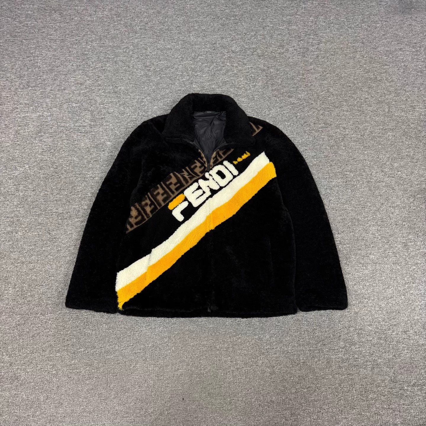 Fendi Fendi Twill FF Shearling Teddy Jacket Black 46 Size US S / EU 44-46 / 1 - 1 Thumbnail