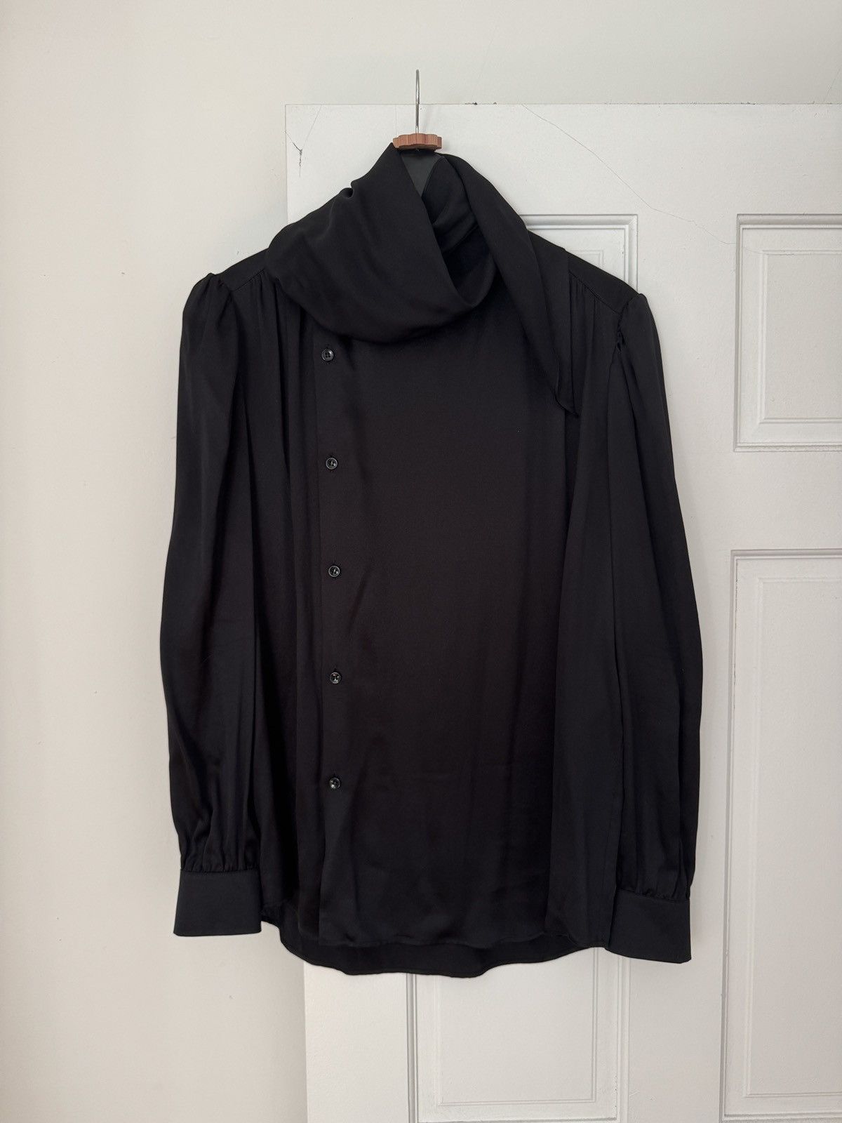 Saint Laurent Paris Silk spring 23 scarf shirt Size US S / EU 44-46 / 1 - 3 Thumbnail