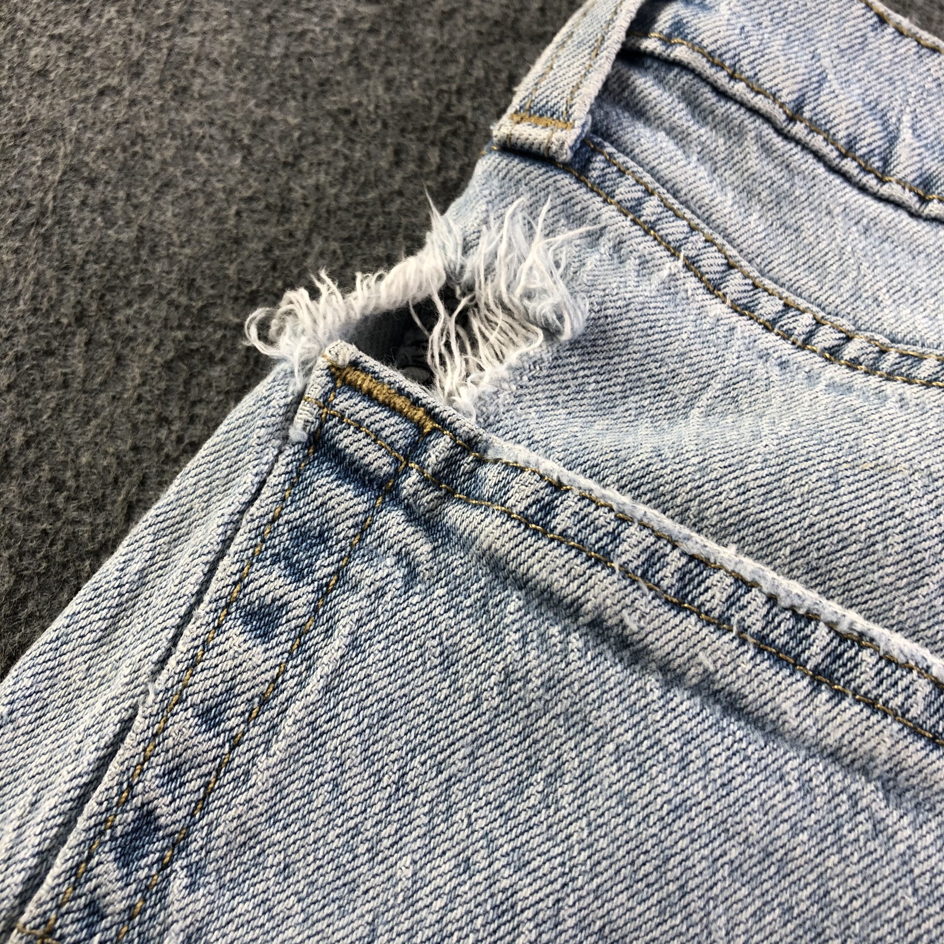 Levi's Vintage Light Wash Levis 527 Jeans-J3696 Size US 32 / EU 48 - 9 Thumbnail