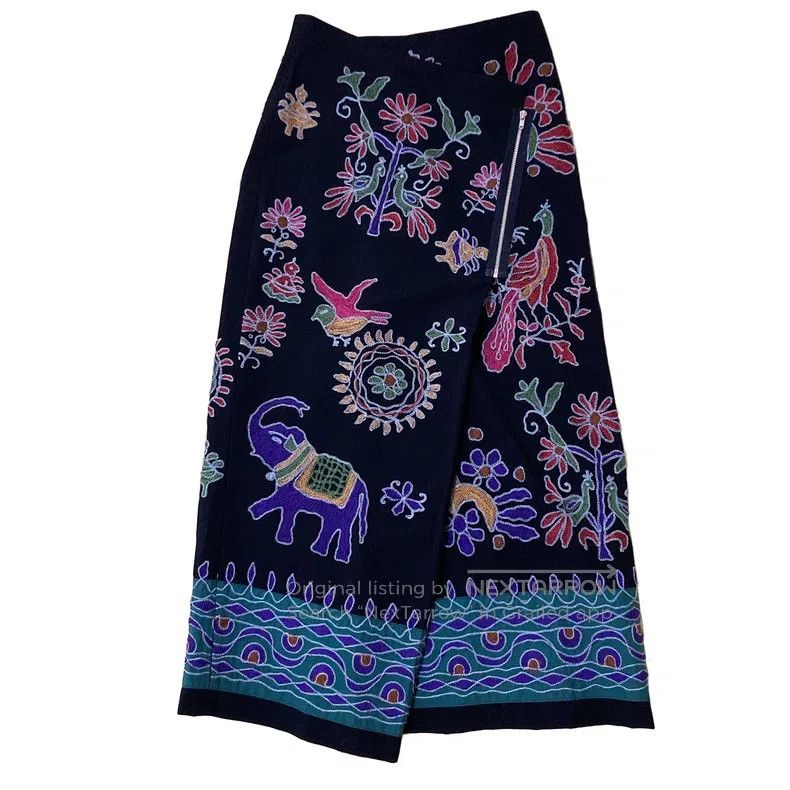 Comme des Garcons Comme Des Garcons size M Embroidered half skirt Size 22" - 2 Thumbnail
