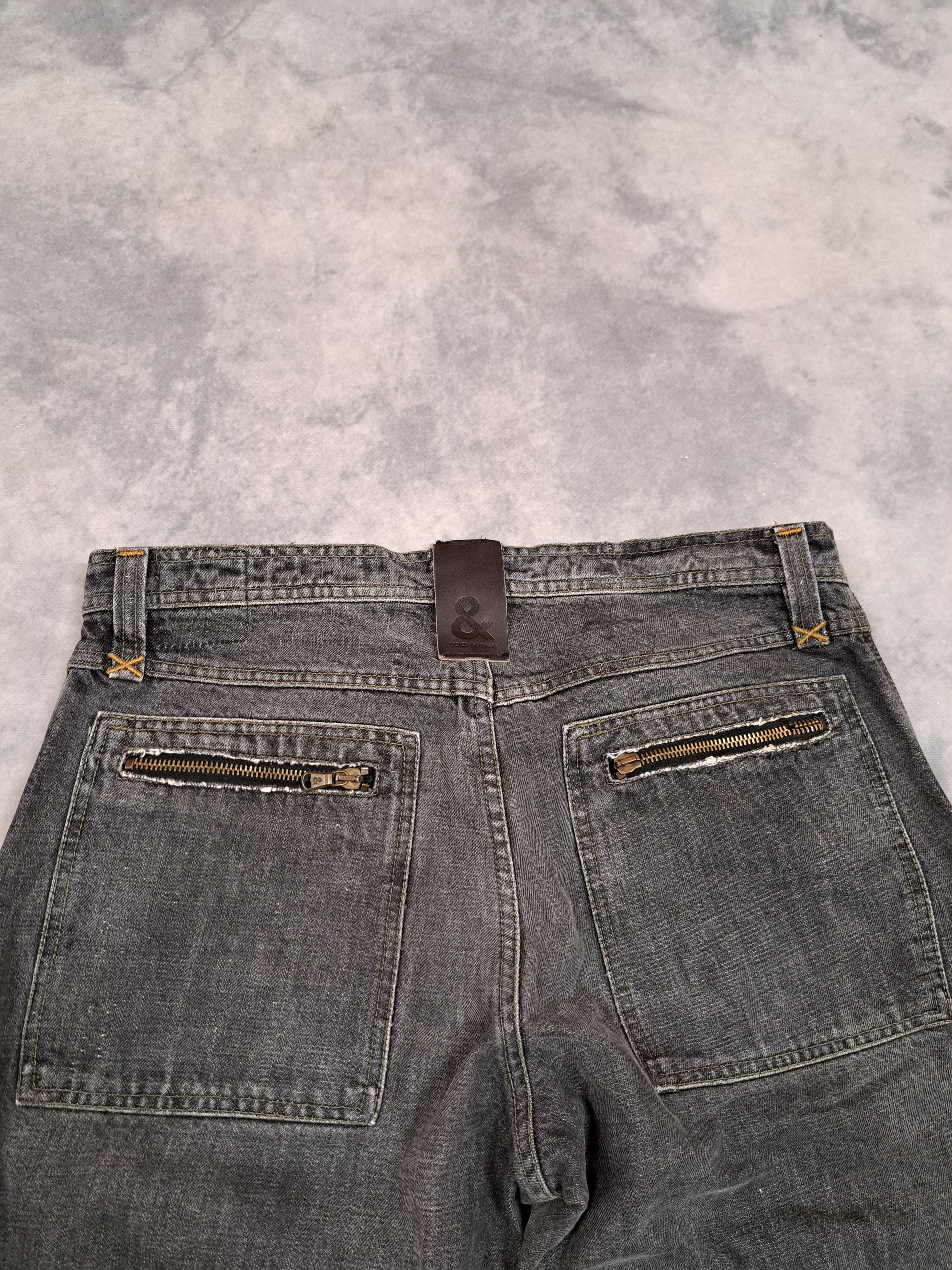 Dolce & Gabbana Vintage 00s Dolce Gabbana Archive Denim Zip Pocket Pants Size US 32 / EU 48 - 2 Thumbnail