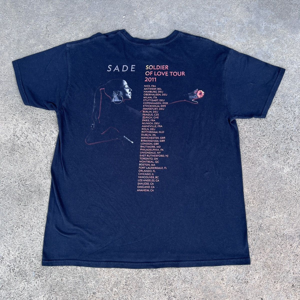 Rap Tees Vintage Y2K Sade Tour Promo Tee L Size US L / EU 52-54 / 3 - 6 Thumbnail