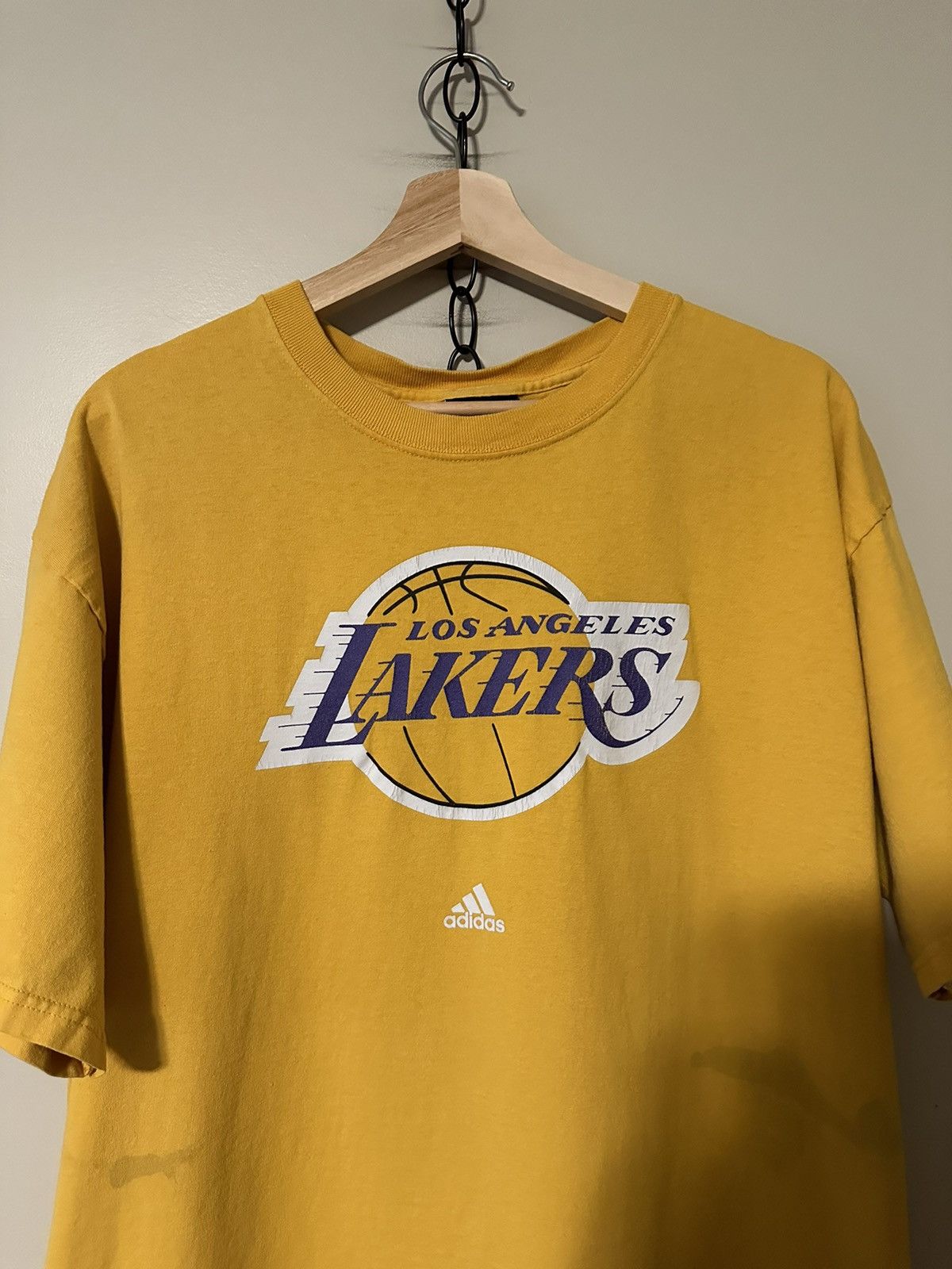 Adidas × NBA Adidas NBA Los Angeles Lakers Logo T-shirt Size XL Size US L / EU 52-54 / 3 - 4 Thumbnail