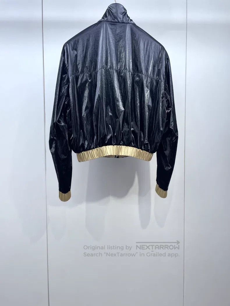 Chanel Chanel 23C black and gold jacket Size XS / US 0-2 / IT 36-38 - 2 Thumbnail