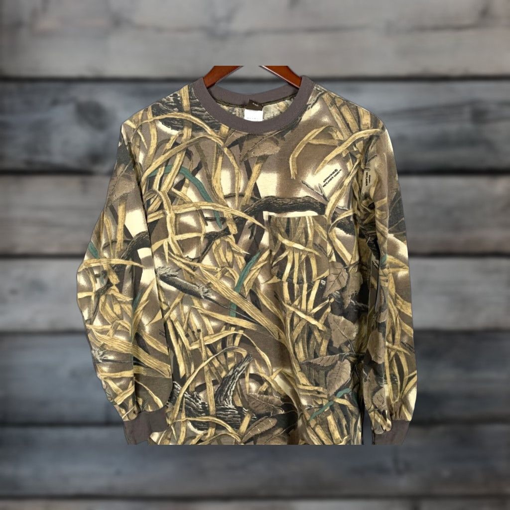 Vintage VTG Ranger Camo Long Sleeve Pocket T-Shirt Adult Small Wetlands Ranger Men Medium (Tag) Green Camouflage 50-50 Cotton-Polyester Size US S / EU 44-46 / 1 - 1 Thumbnail