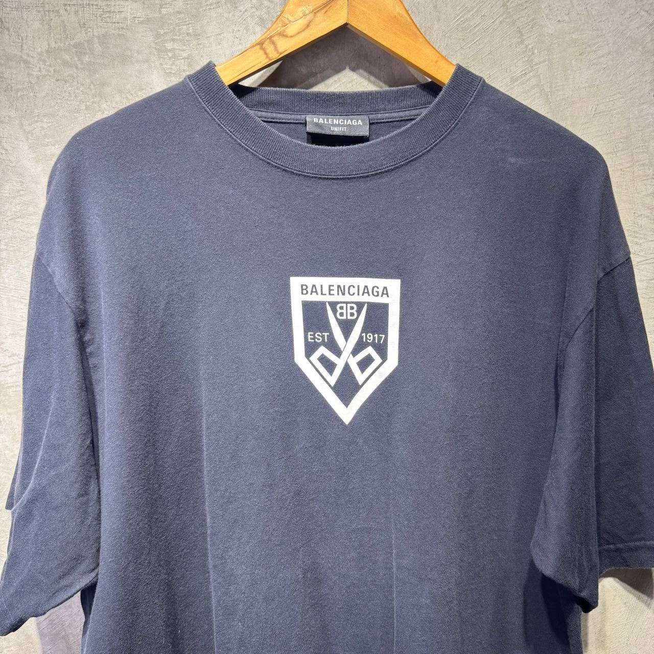 Balenciaga Balenciaga Scissors Tee Size US XL / EU 56 / 4 - 2 Thumbnail