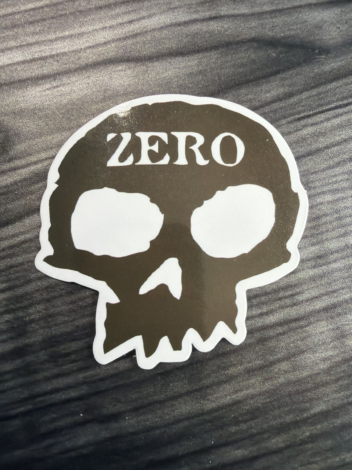 Zero Skateboards Zero Skateboards OG Skull Sticker Size ONE SIZE - 1 Thumbnail