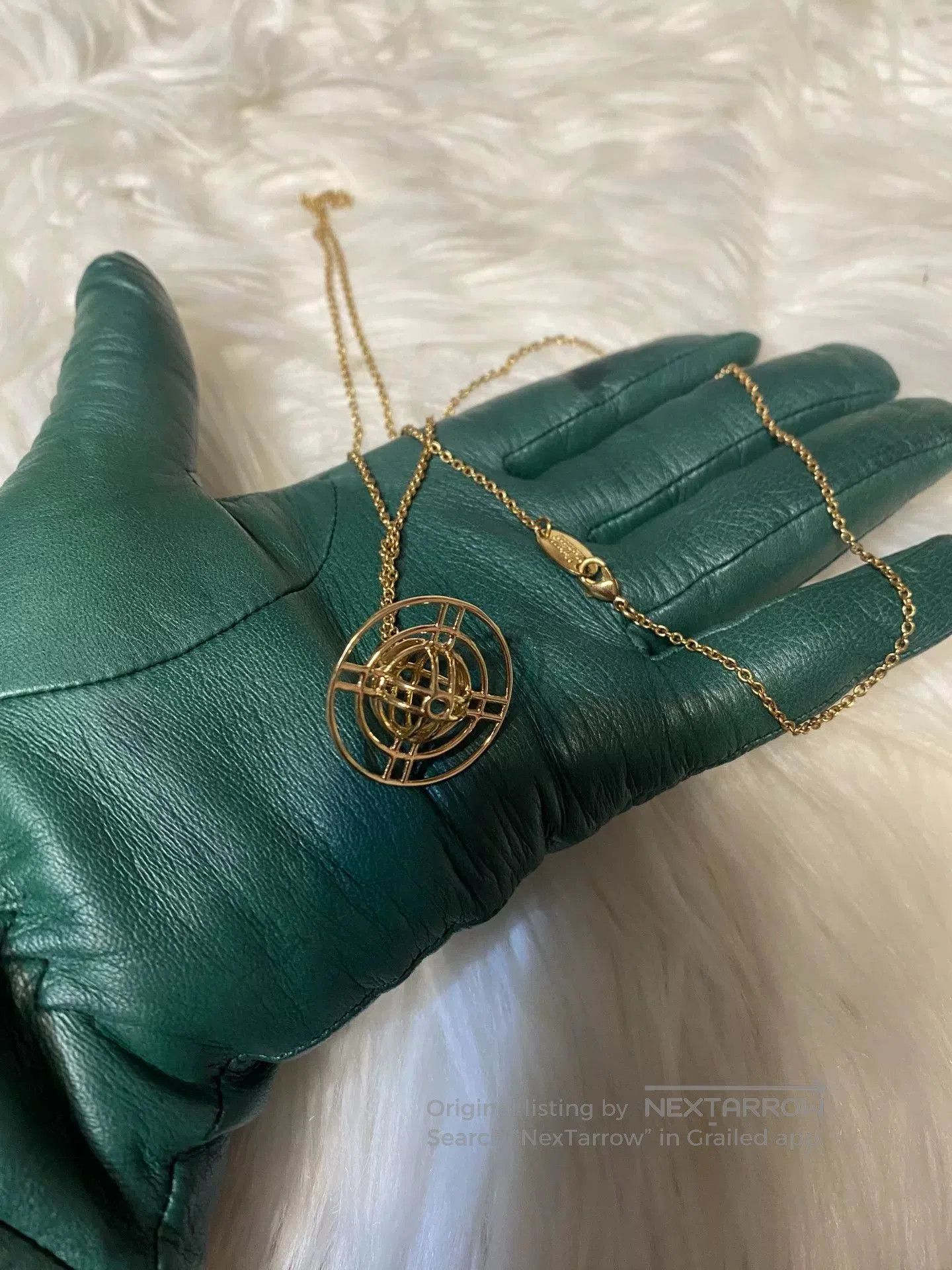 Vivienne Westwood Vivienne Westwood Gold Orb Necklace. Size ONE SIZE - 3 Thumbnail