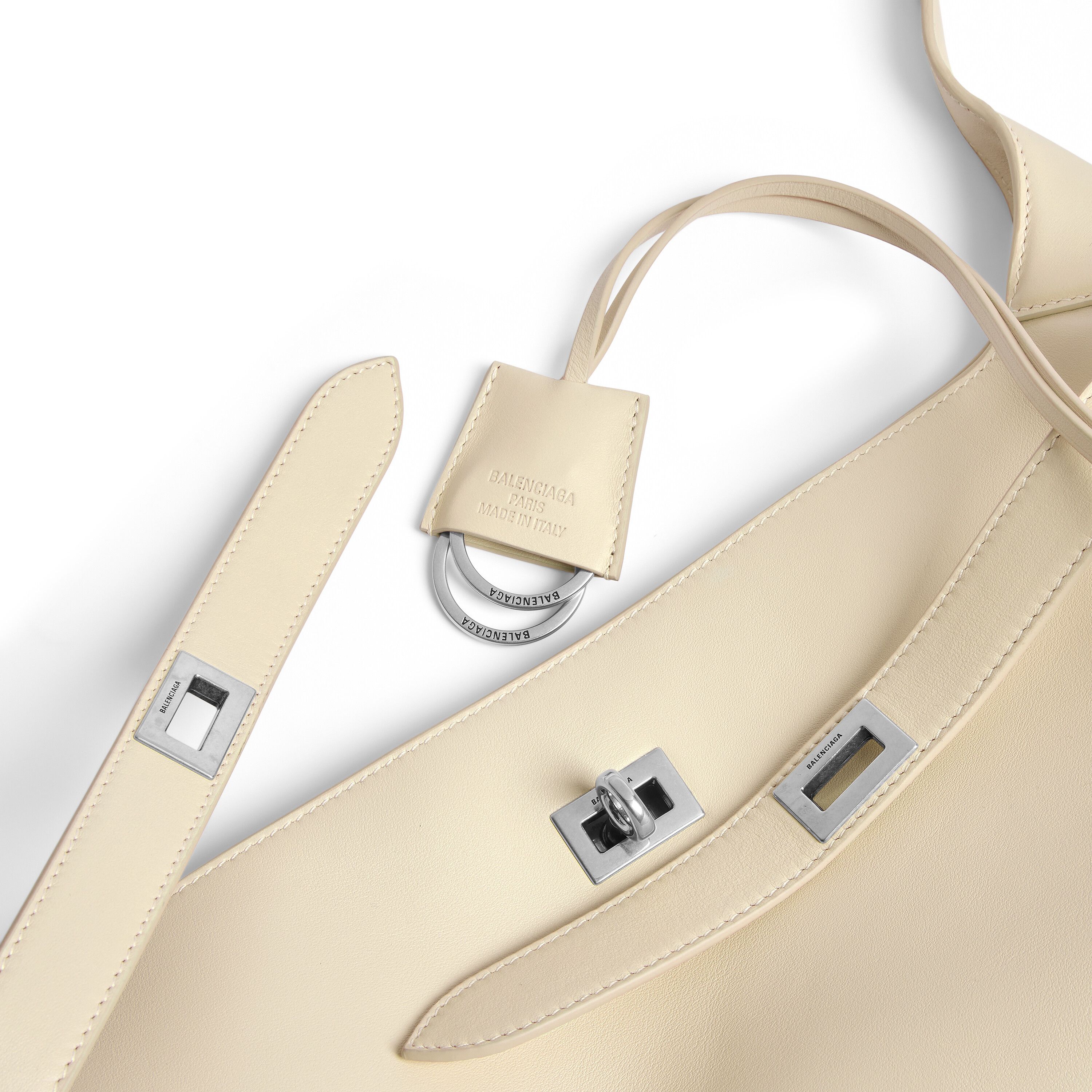 Balenciaga os11x1225 Size: OS / Bel Air Shoulder Bag Small in Cream Size ONE SIZE - 5 Thumbnail