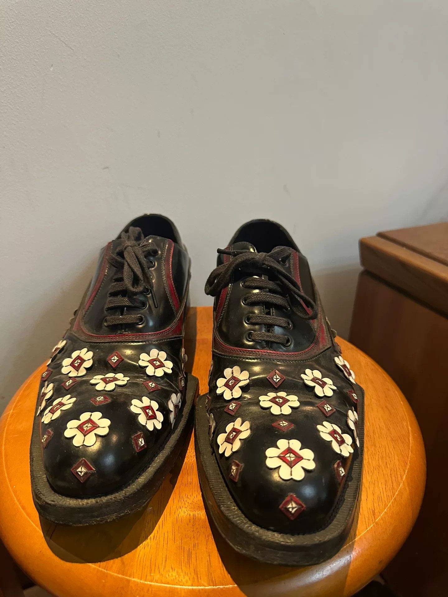 Prada Prada Floral Vintage Leather Shoes Size US 9 / EU 42 - 1 Thumbnail