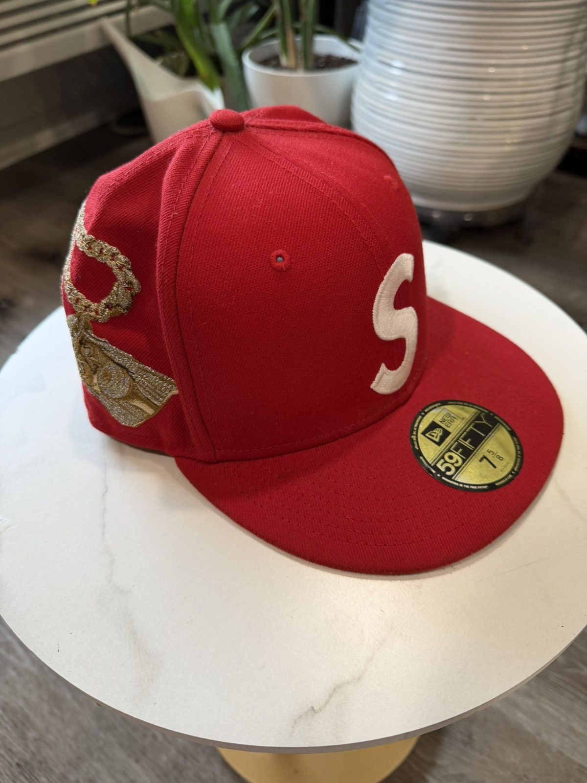 Supreme SUPREME JESUS PIECE FITTED RED/GOLD 7/58 Size ONE SIZE - 5 Thumbnail