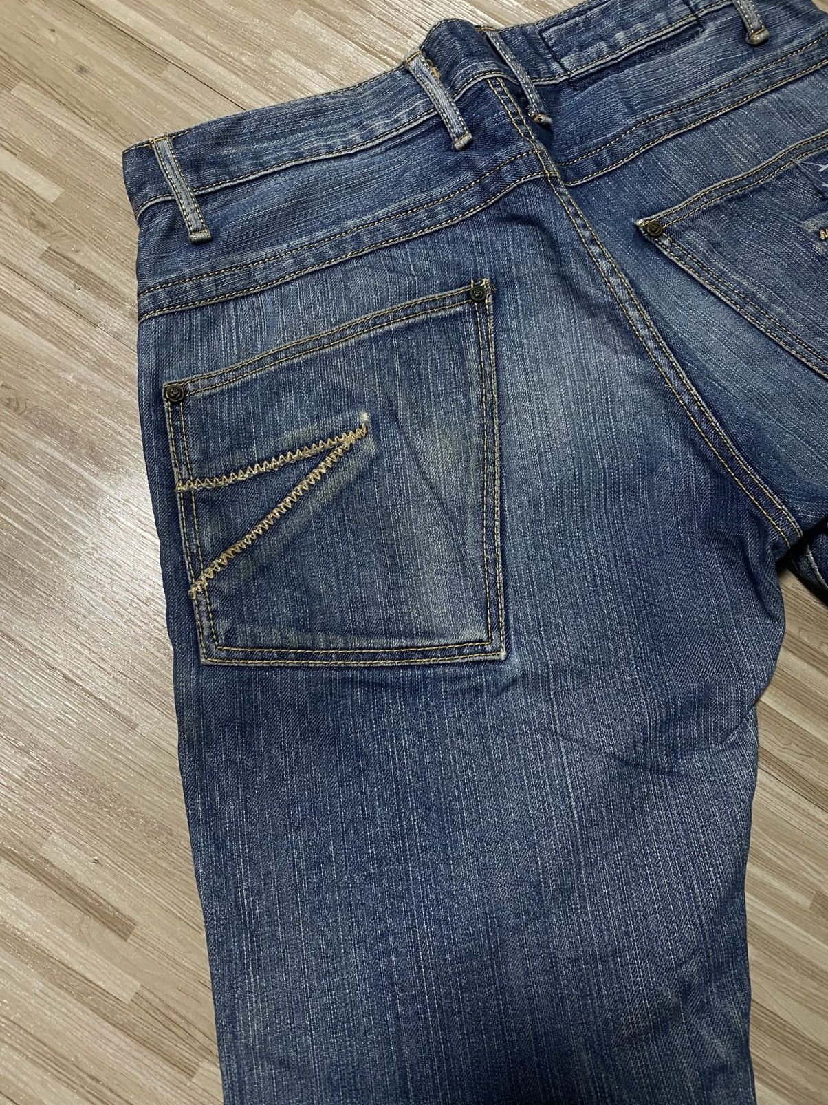 Japanese Brand 💥FLARE BLUEWAY JEANS💥 Size US 33 - 15 Thumbnail