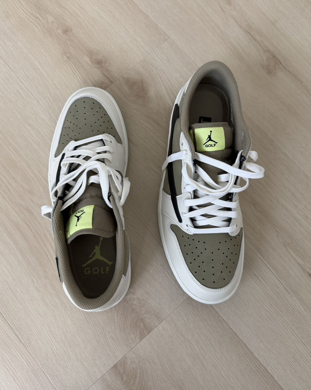 Jordan Brand × Travis Scott Travis Scott x Jordan 1 Retro Low Golf Neutral Olive Size US 10 / EU 43 - 3 Thumbnail