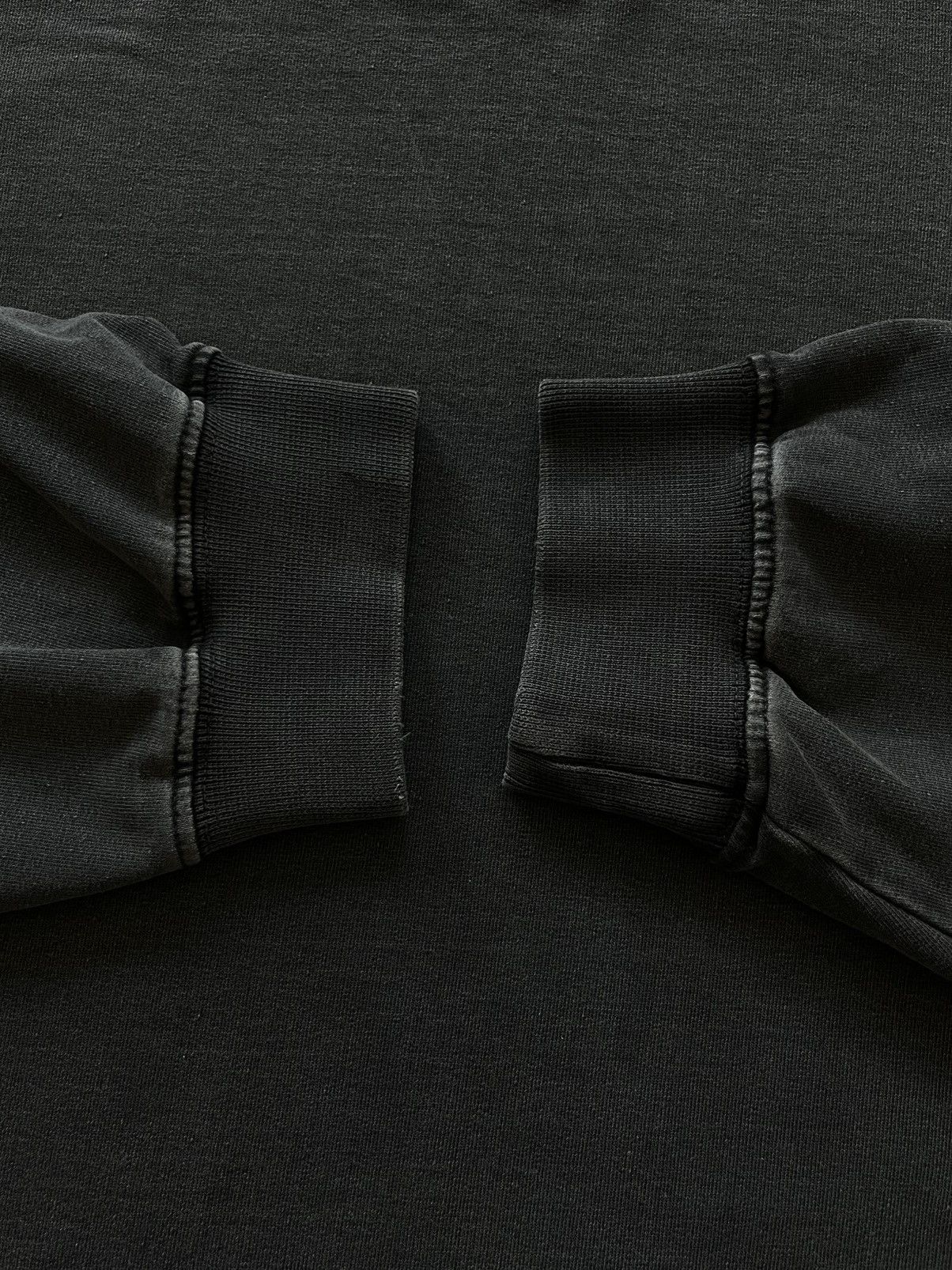 Yeezy YEEZY Season 5 Washed Dark Grey Blank Boxy Fit Crewneck Size US L / EU 52-54 / 3 - 10 Thumbnail