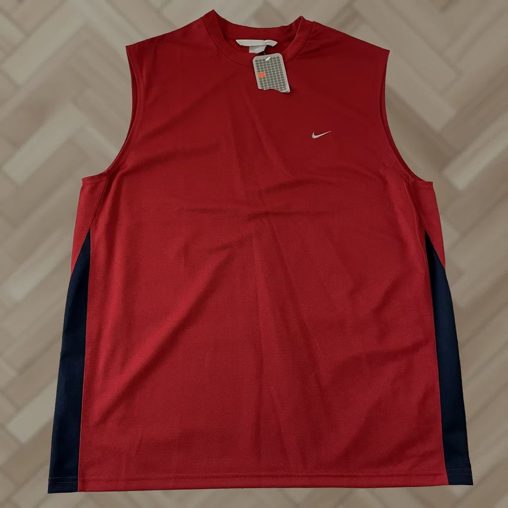 Nike VINTAGE Nike Essential Check Tank Shirt XL Red Men Athletic Sleeveless Shirt Size US XL / EU 56 / 4 - 1 Thumbnail