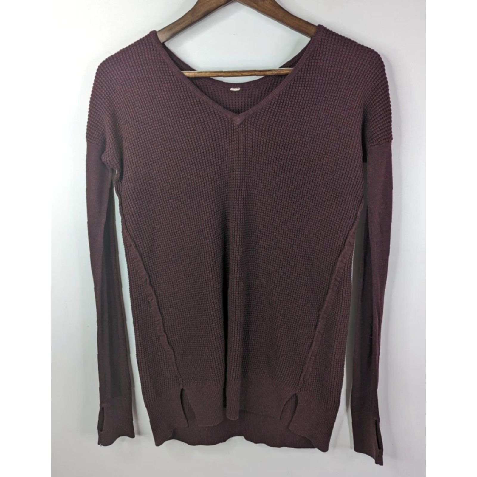 Lululemon VINTAGE Lululemon The Sweater Life Heathered Bordeaux Drama Maroon Long Sleeve Size 6? Size M / US 6-8 / IT 42-44 - 2 Thumbnail