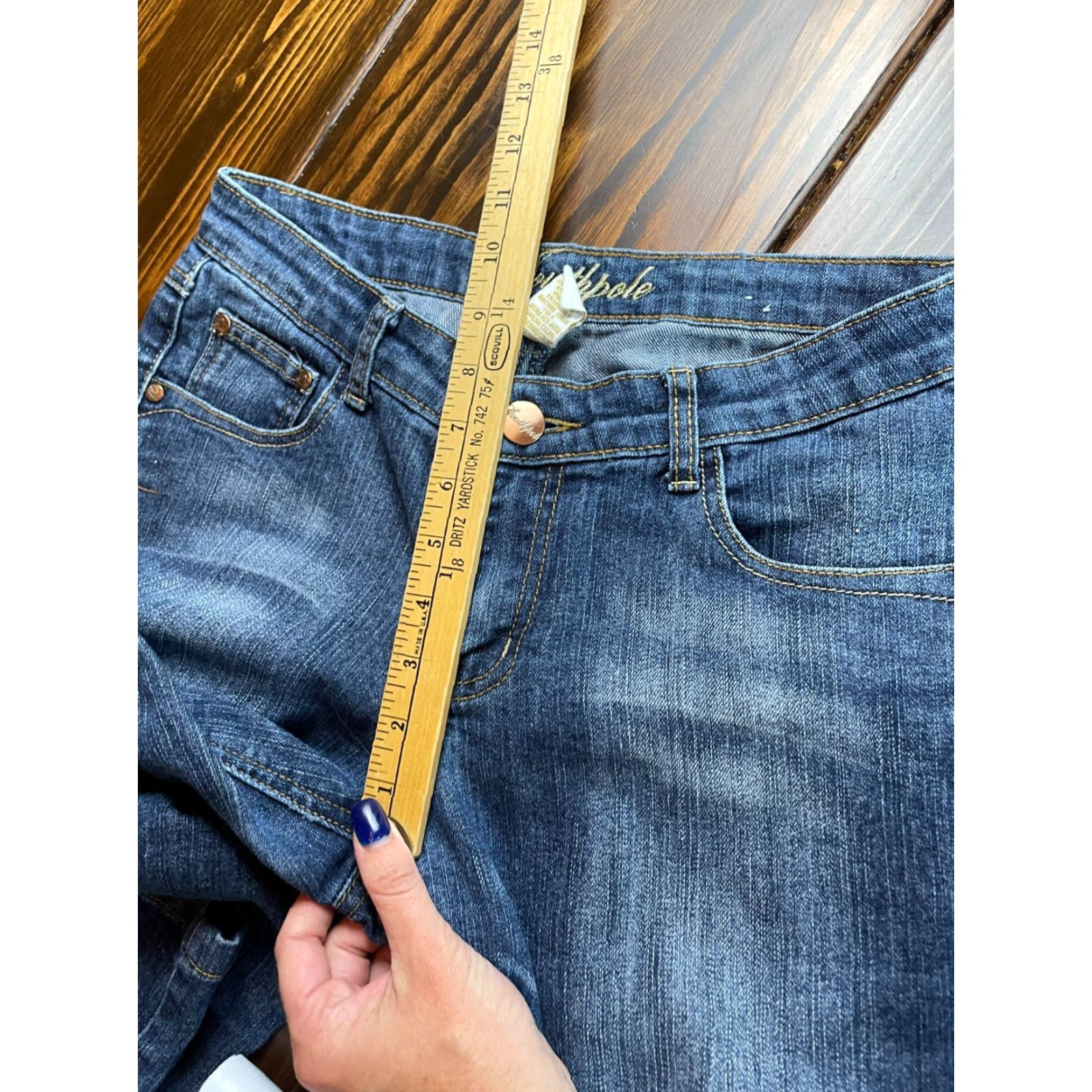 Southpole Southpole Jeans, Women's Size 9, Denim, Cropped, Pockets, Blue, Jeans, Regular, Juniors, Inseam 22, 9, 30in, Low Rise, Medium Wash, Women Size 30" / US 8 / IT 44 - 6 Thumbnail