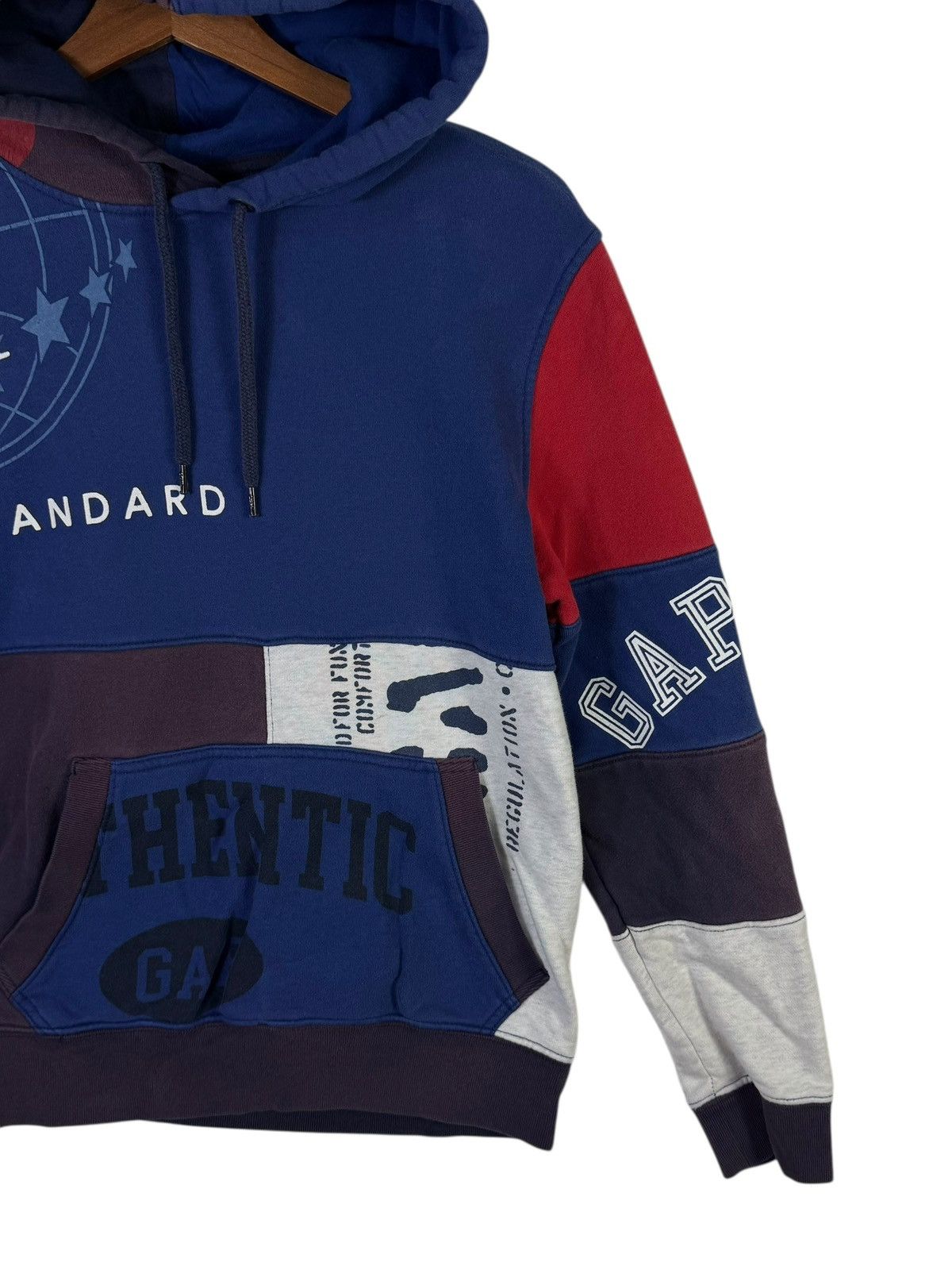 Gap Gap World Wide Colour Of Block Size US M / EU 48-50 / 2 - 3 Thumbnail